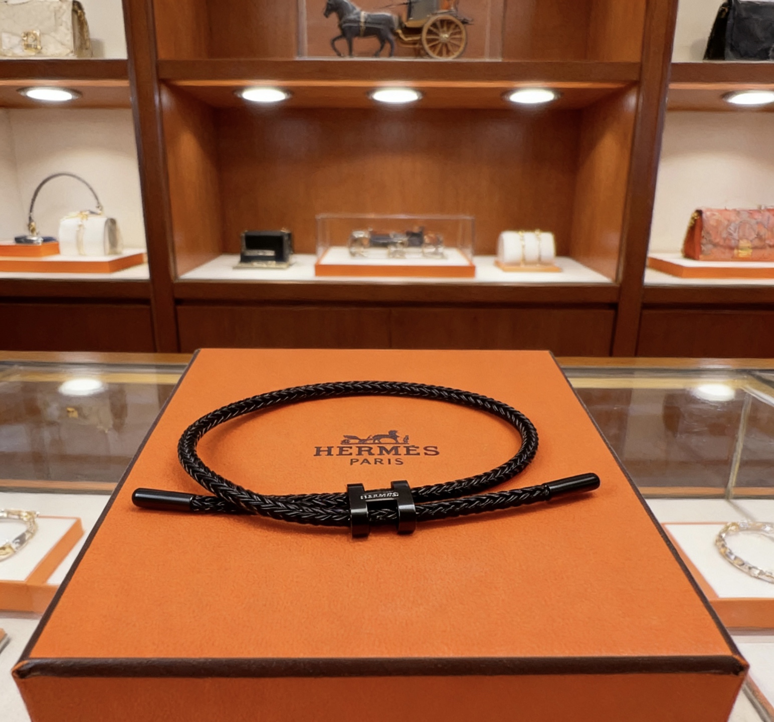 Hermès 黑武士爱马仕手链 手绳太考验师傅的手艺了