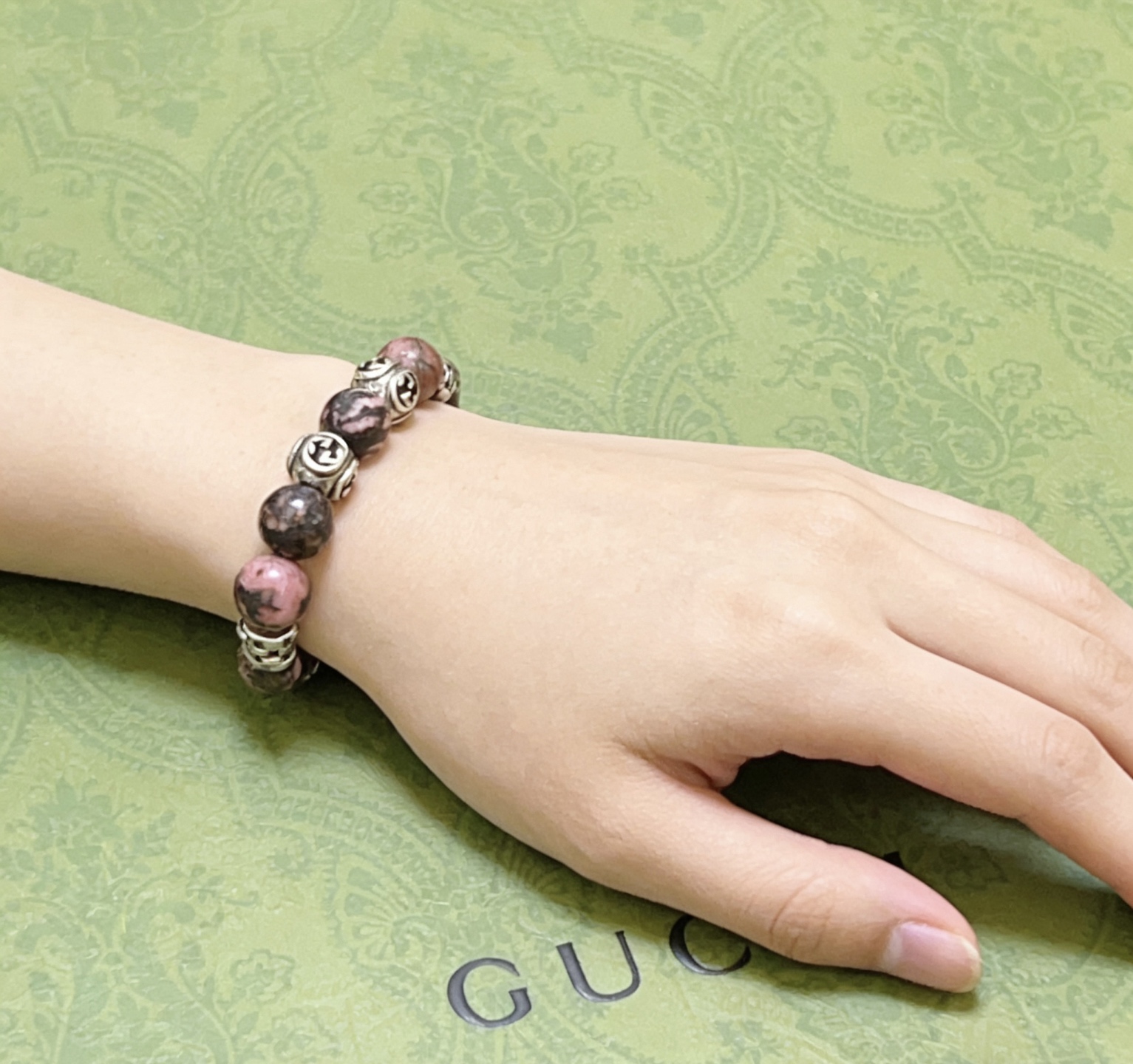 Gucci 𝐆𝐮𝐜𝐜𝐢古驰手链 最新款天然玛瑙石手链档次更高 Anger Forest系列双G天然石水晶手链