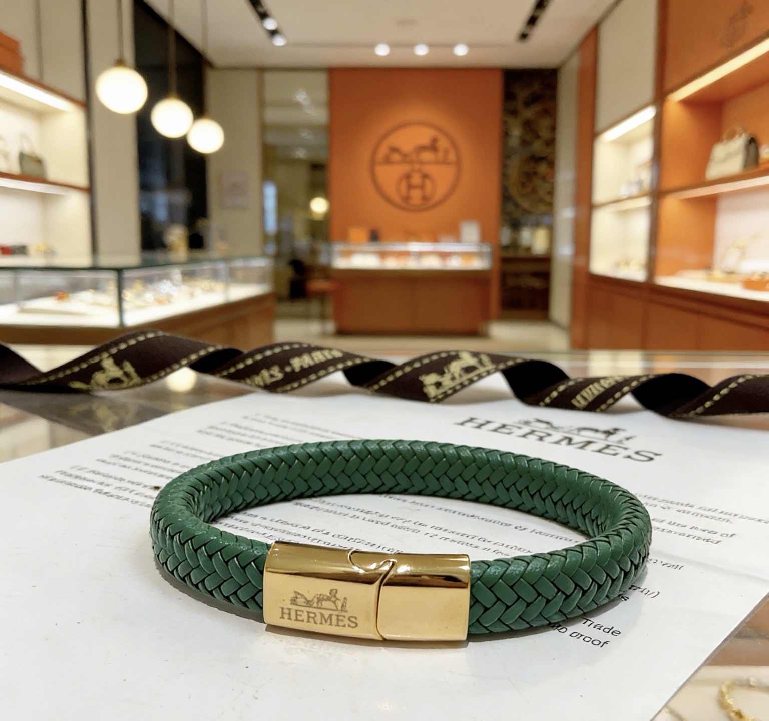 Hermès 新品发售 爱马仕手绳手环最新款纯手工编织牛皮材质档次更高 H系列系列 款系列手链手绳