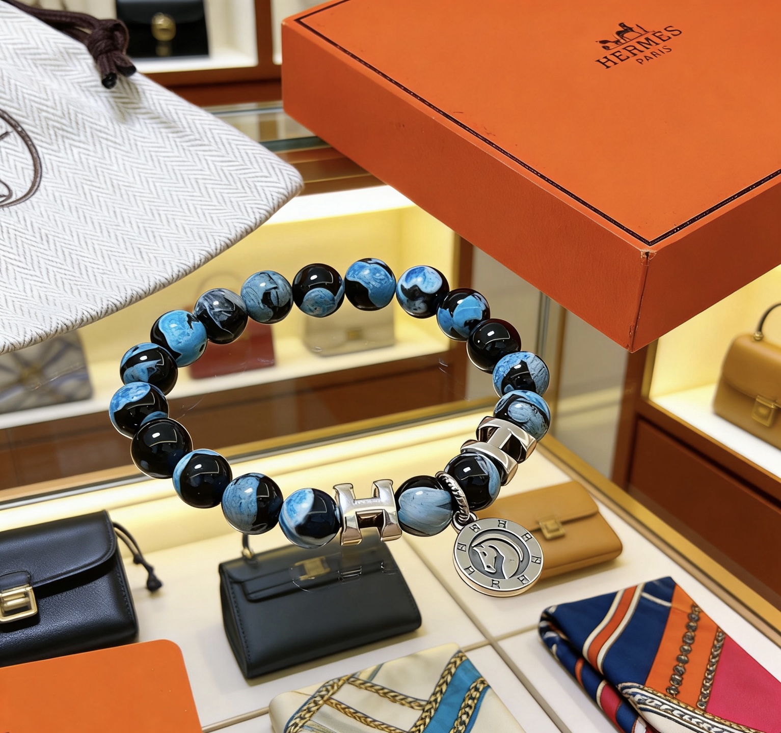 Hermès 新品发布 Hermas爱马仕手链 奢华爱马仕手串 玛瑙石手链 最新款全件串珠手链档次更高 Anger Forest系列H 爱马仕手链