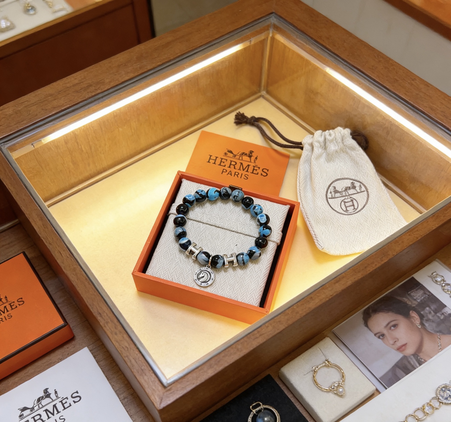 Hermès 新品发布 Hermas爱马仕手链 奢华爱马仕手串 玛瑙石手链 最新款全件串珠手链档次更高 Anger Forest系列H 爱马仕手链
