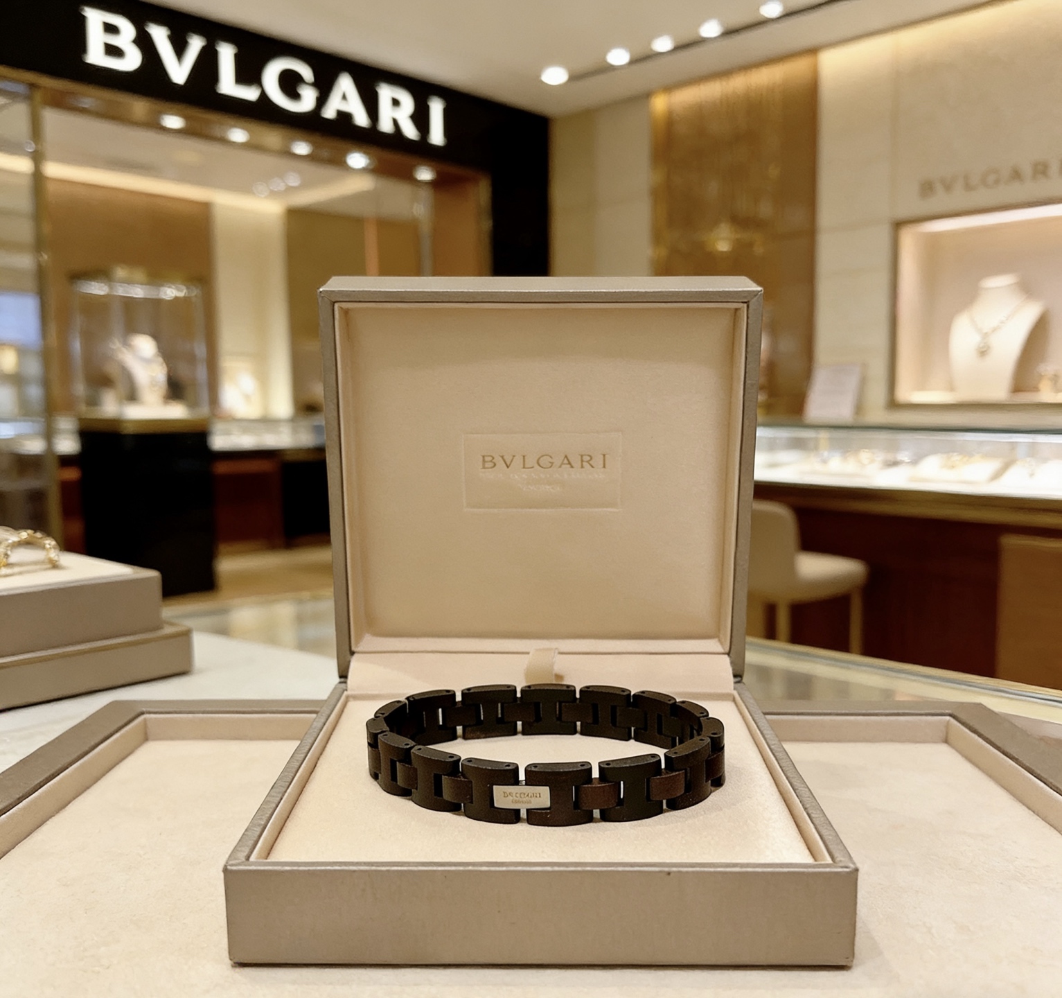 Bvlgari 宝格丽手链整条鸡翅木材质 BVLGARI宝格丽 DIVAS‘ DREAM 系列 品相完美