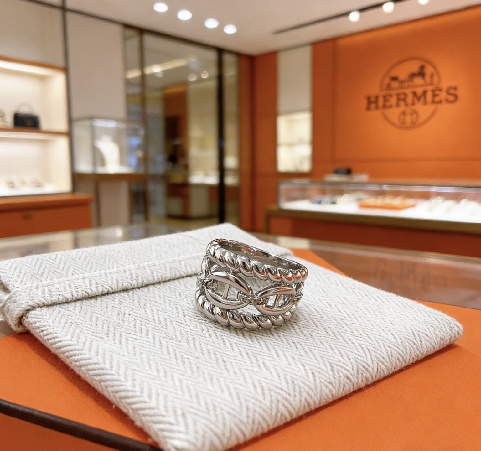 Hermès 爱马仕戒指 男女都可以戴 爱马仕戒指