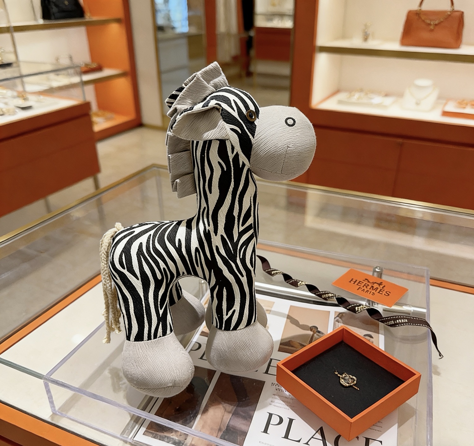 Hermès 来袭 爱马仕官网首发新品马玩偶独家高品质发售 出口法国订单新品发布
