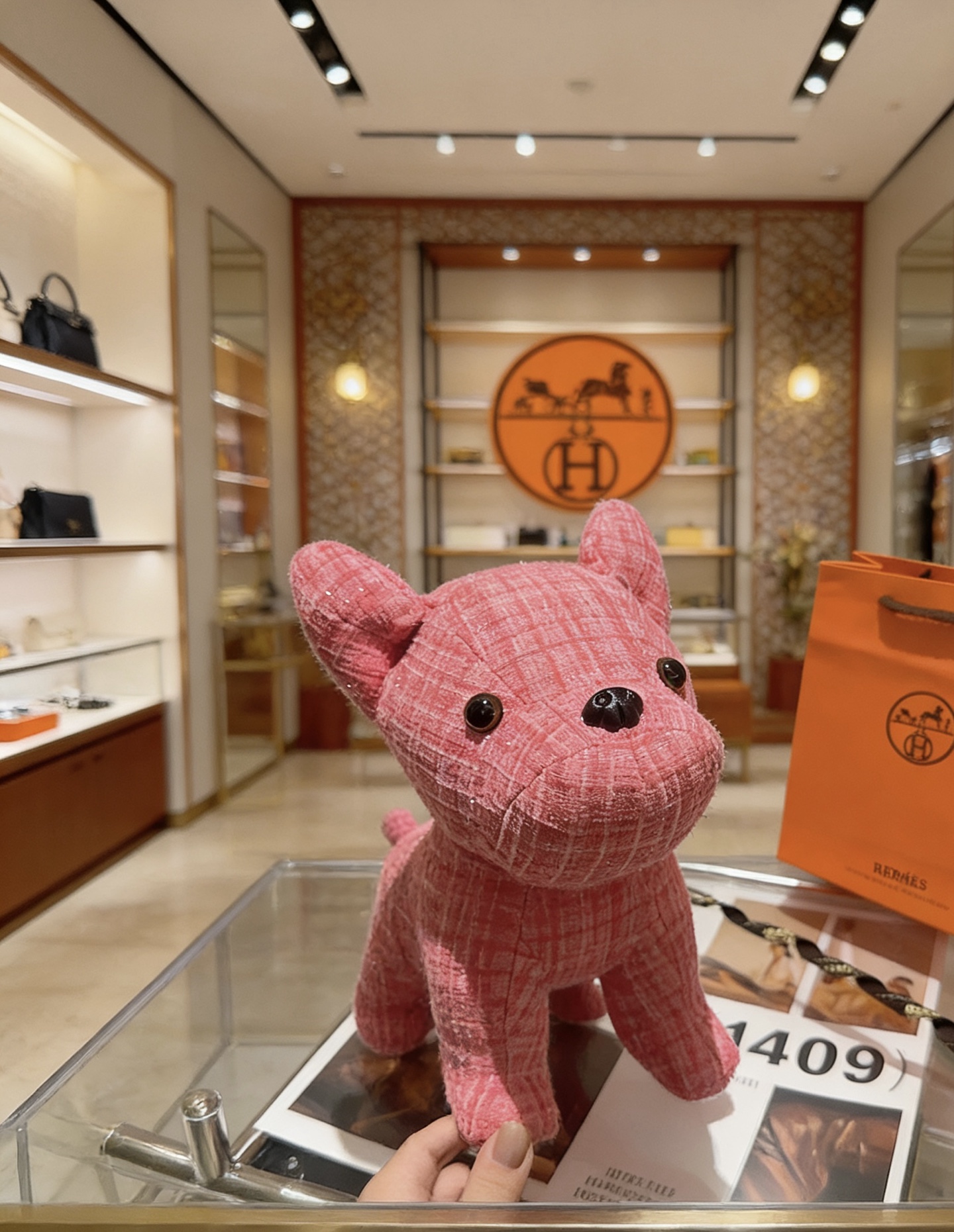 Hermès 来袭 爱马仕官网首发新品法斗玩偶独家高品质发售 出口法国订单新品发布