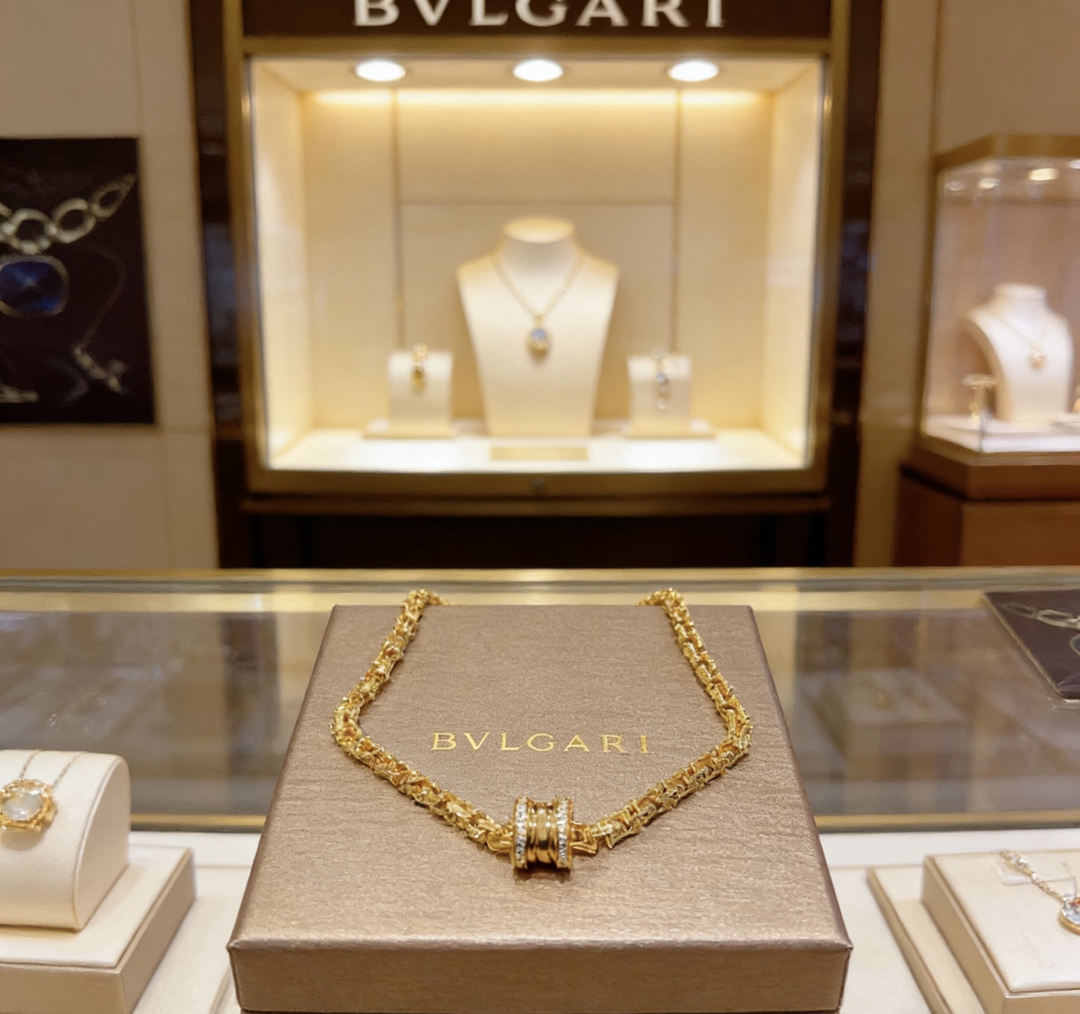 Bvlgari 独家高端品质定制 宝格丽项链V金材质 BVLGARI宝格丽 DIVAS‘ DREAM 系列 品相完美