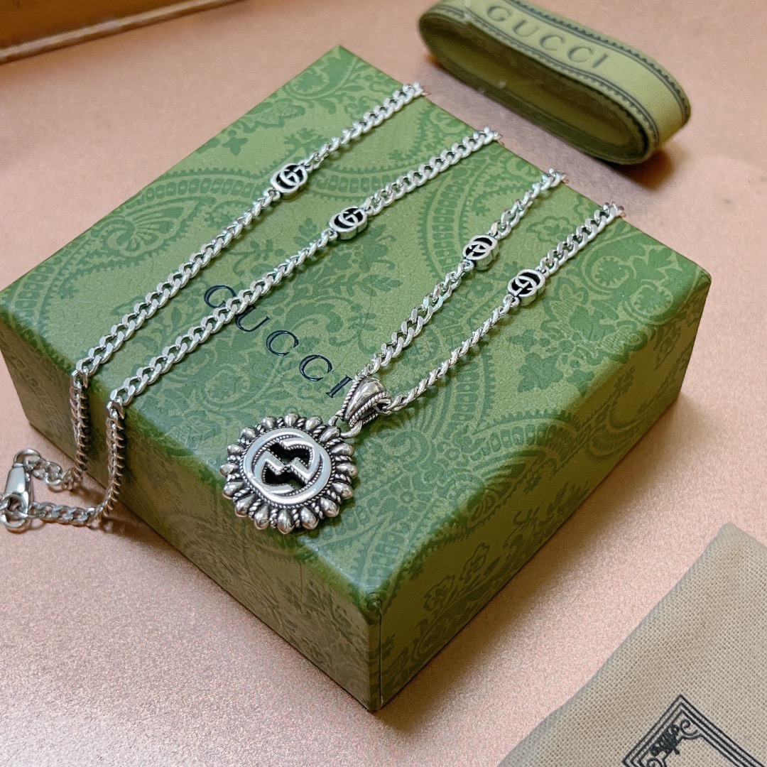Gucci 新品发布 小红书 抖音带货首选