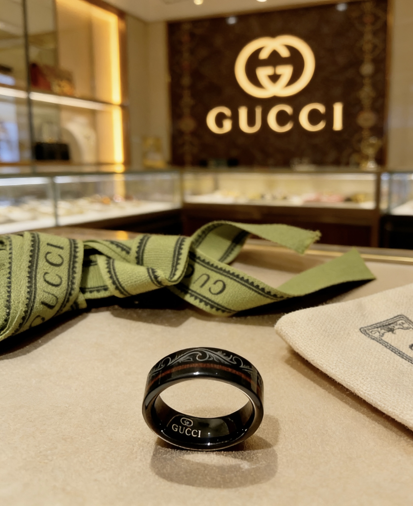 Gucci 𝐆𝐮𝐜𝐜𝐢古驰戒指最新款款式档次更高 Anger Forest系列v金质感沉沉双G纯手工制作工艺 古驰戒指 陶瓷高端定制
