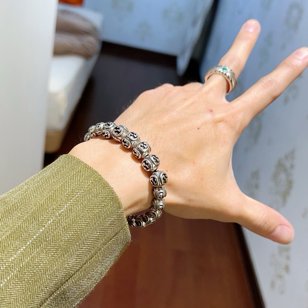 Gucci 𝐆𝐮𝐜𝐜𝐢古驰手链 奢华手串 最新款全件串珠手链档次更高 Anger Forest系列双g 古驰手链
