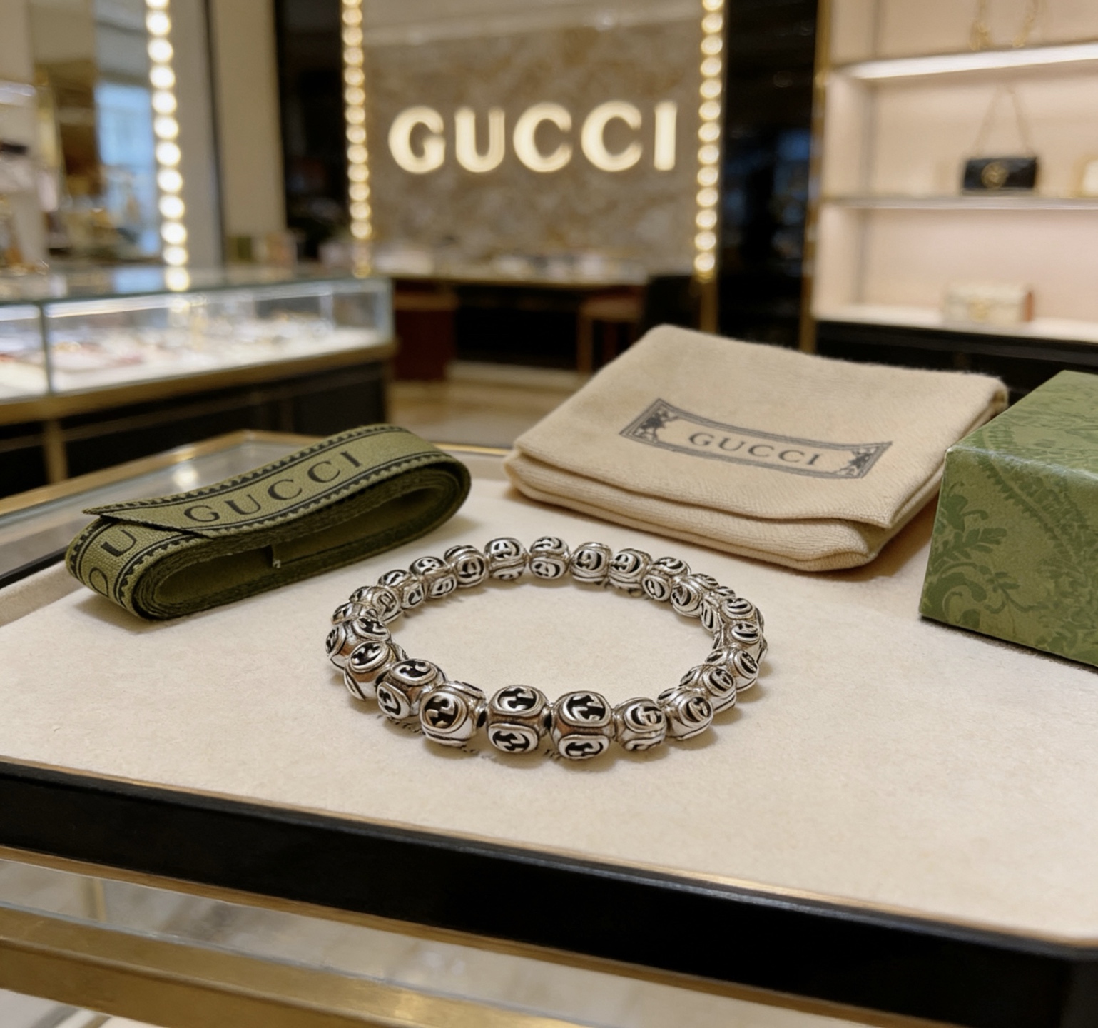 Gucci 𝐆𝐮𝐜𝐜𝐢古驰手链 奢华手串 最新款全件串珠手链档次更高 Anger Forest系列双g 古驰手链