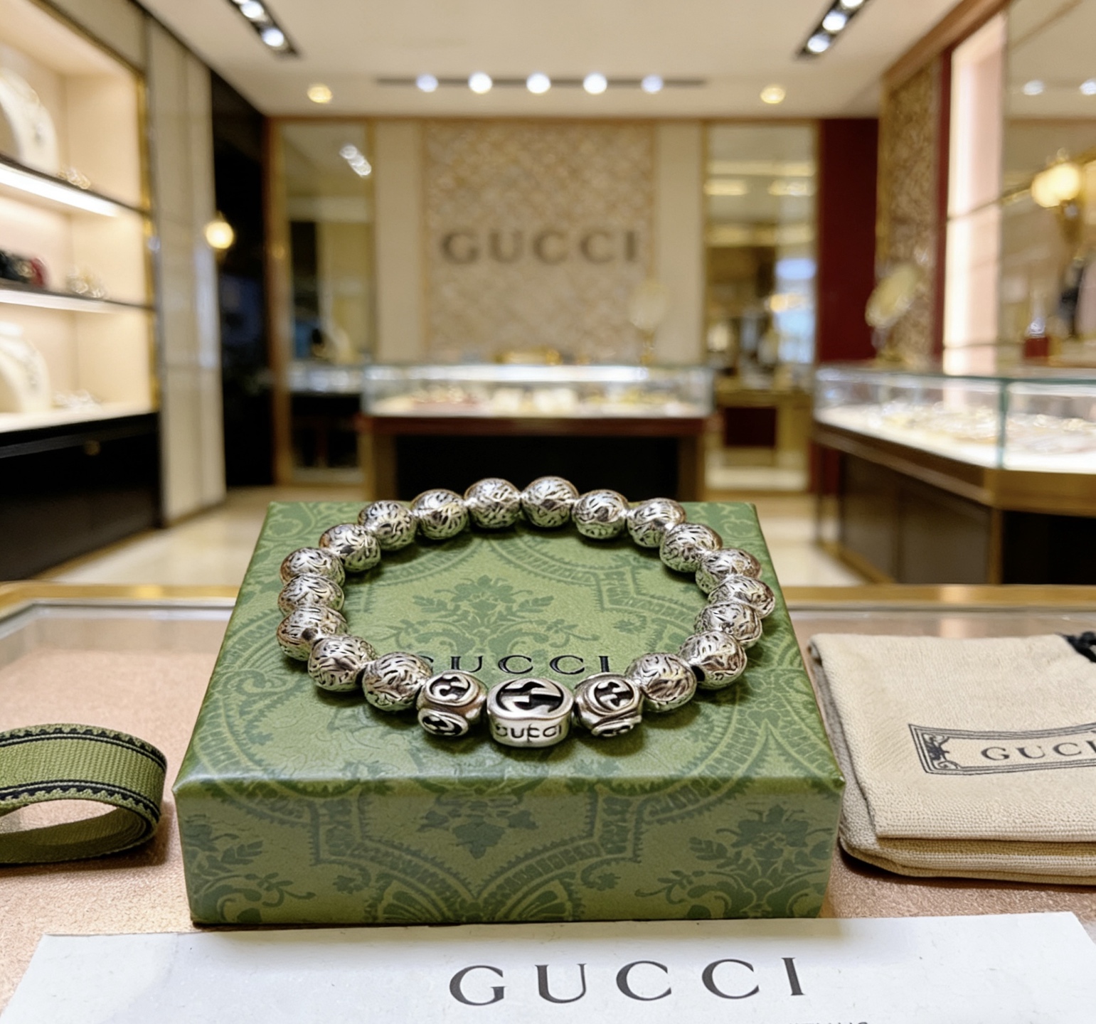 Gucci 𝐆𝐮𝐜𝐜𝐢古驰手链 奢华手串 最新款全件串珠手链档次更高 Anger Forest系列双g 古驰手链