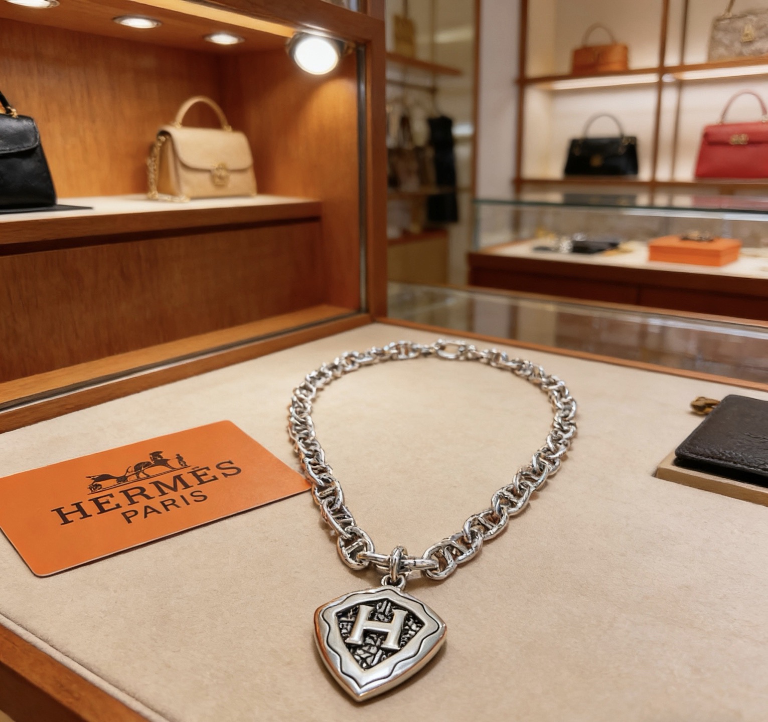 Hermès 爱马仕项链 猪鼻子项链系列首饰 进口定制.高端链条 搭配 新品 简单 火 设计独特 前卫 男女 款