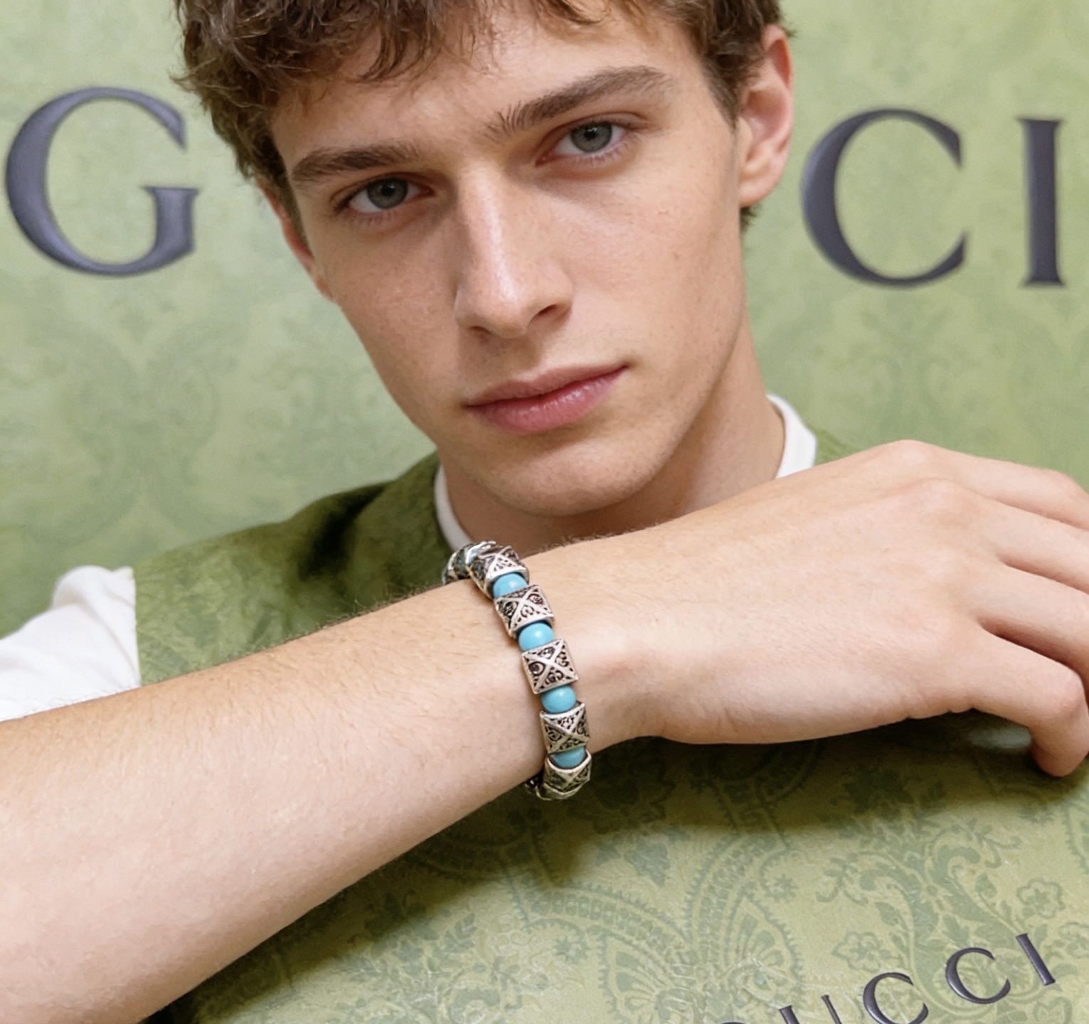 Gucci 新品发布 𝐆𝐮𝐜𝐜𝐢古驰手链 奢华古驰手串 绿松石手链水晶 最新款全件串珠手链档次更高 Anger Forest系列双g 古驰手链
