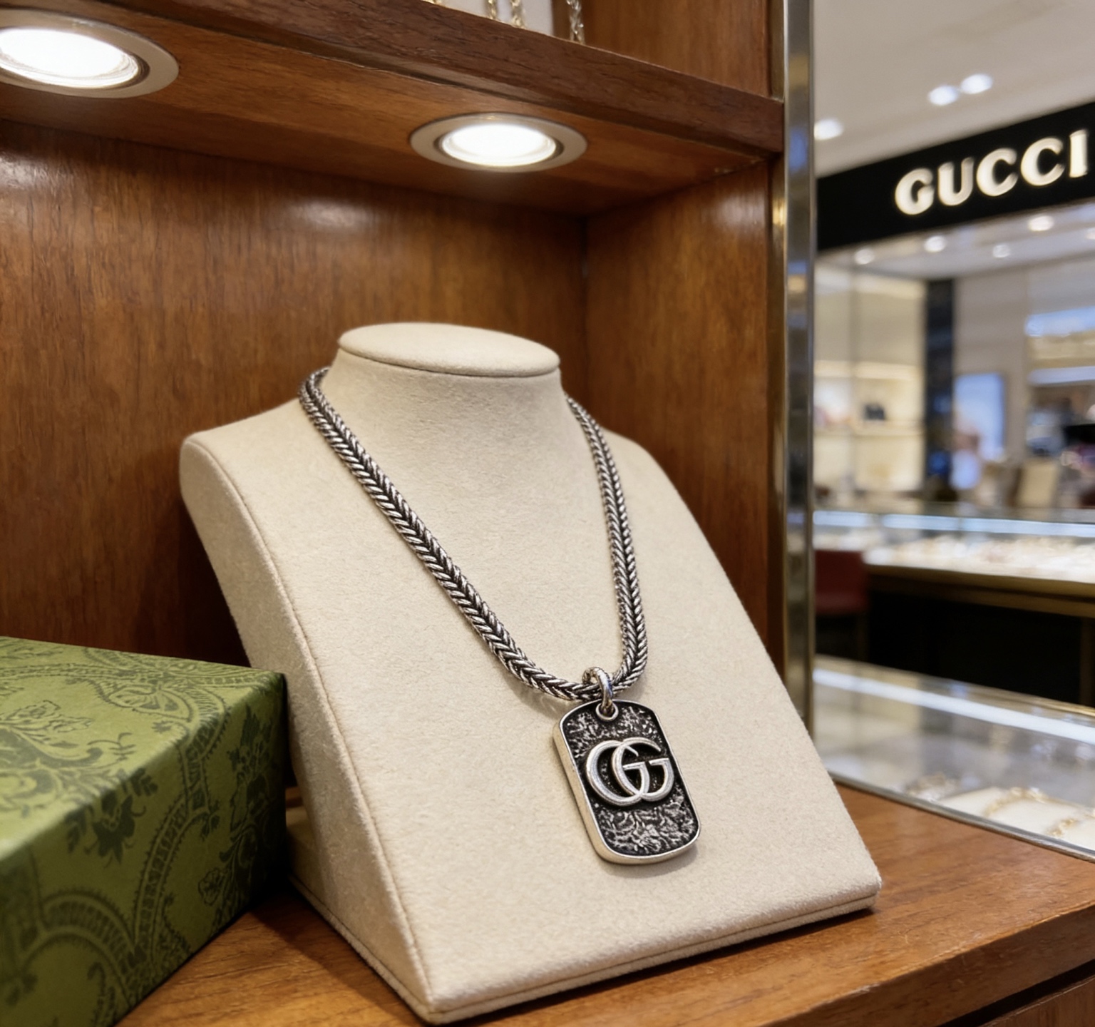 Gucci 太帅啦 𝐆𝐮𝐜𝐜𝐢古驰项链2026最新款链条档次更高 款Anger Forest系列双G古驰项链