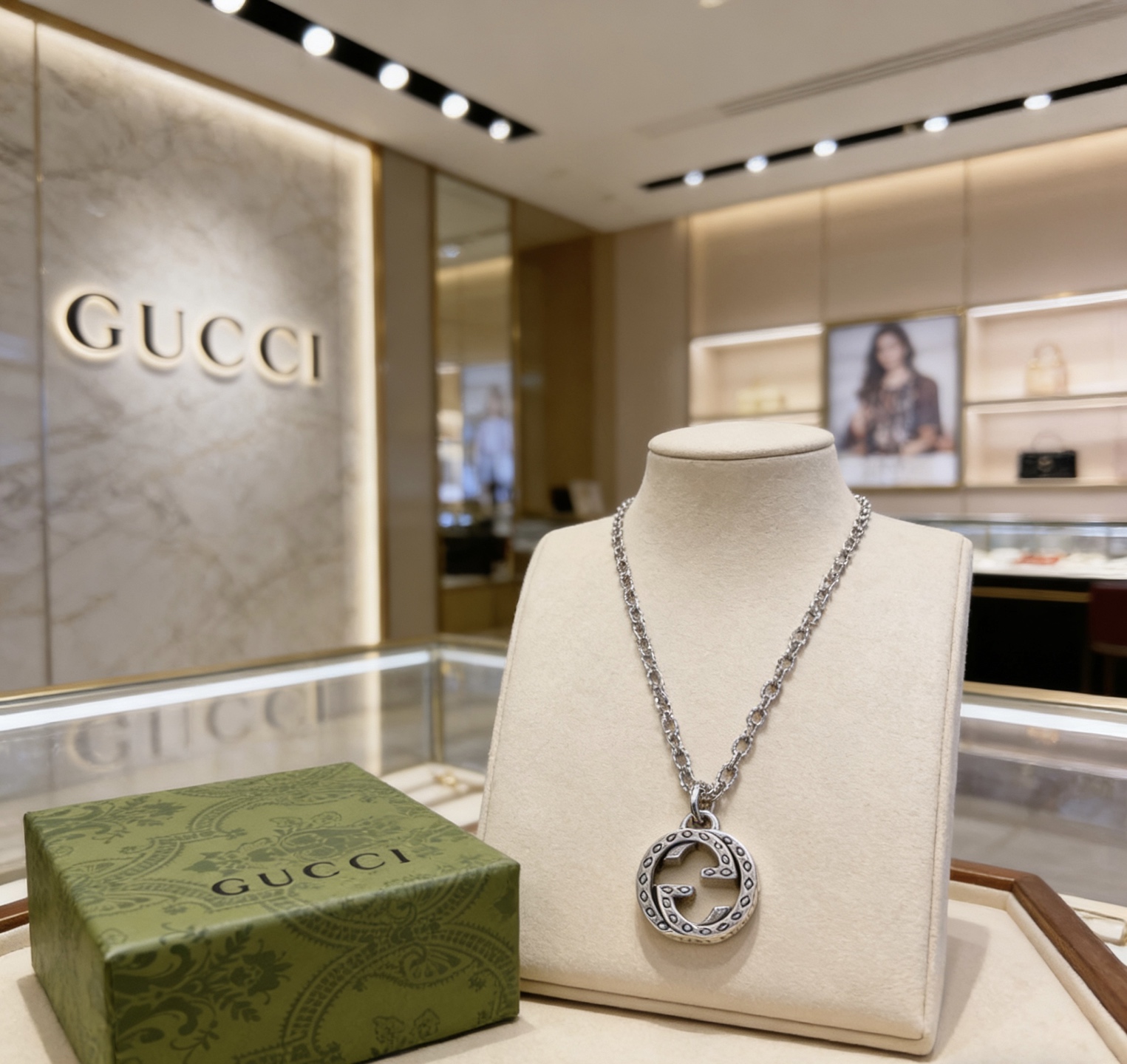 Gucci 太帅啦 𝐆𝐮𝐜𝐜𝐢古驰项链2026最新款链条档次更高 款Anger Forest系列双G古驰项链