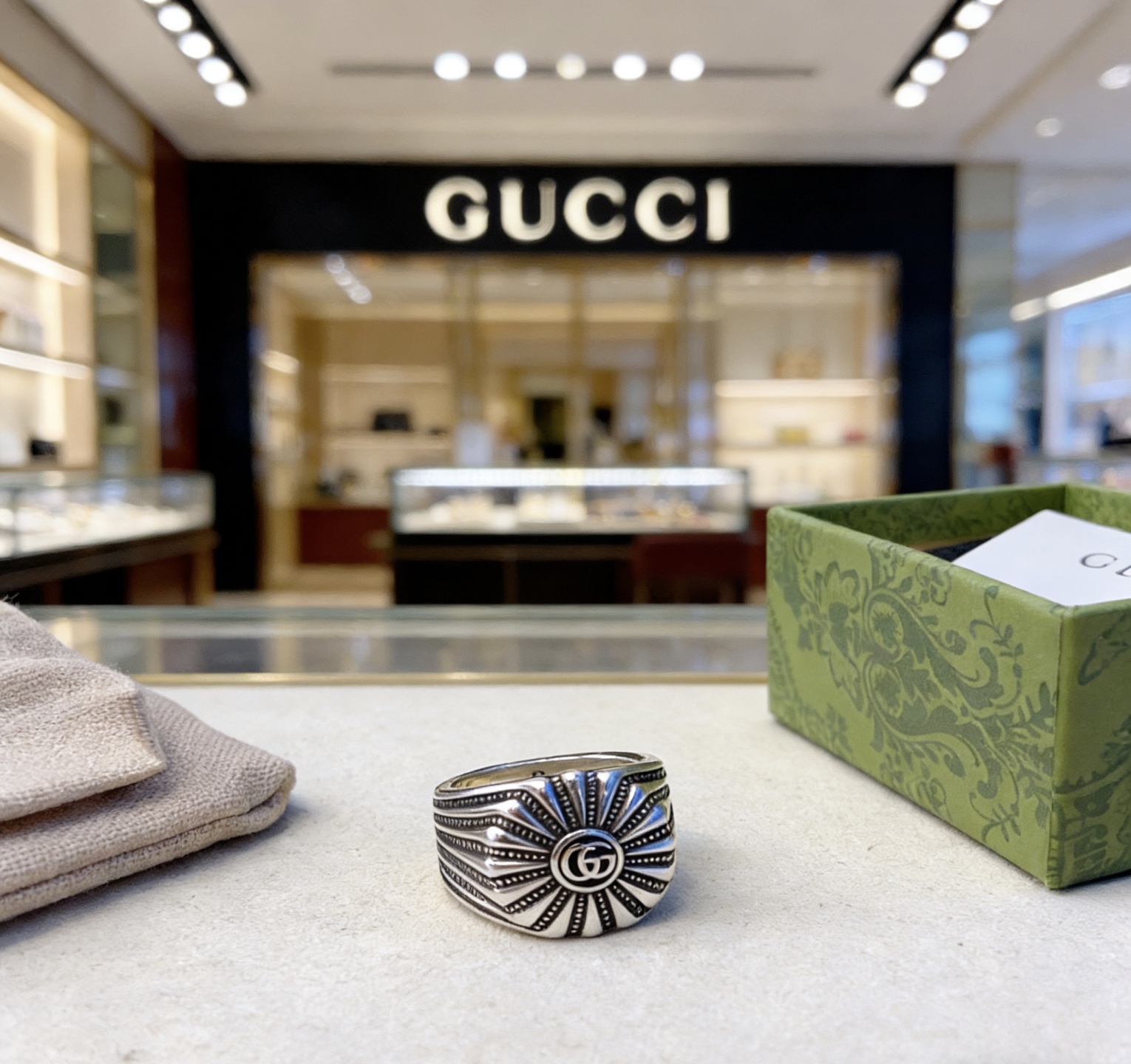 Gucci 𝐆𝐮𝐜𝐜𝐢古驰戒指最新款款式档次更高 Anger Forest系列双G纯手工制作工艺 古驰戒指