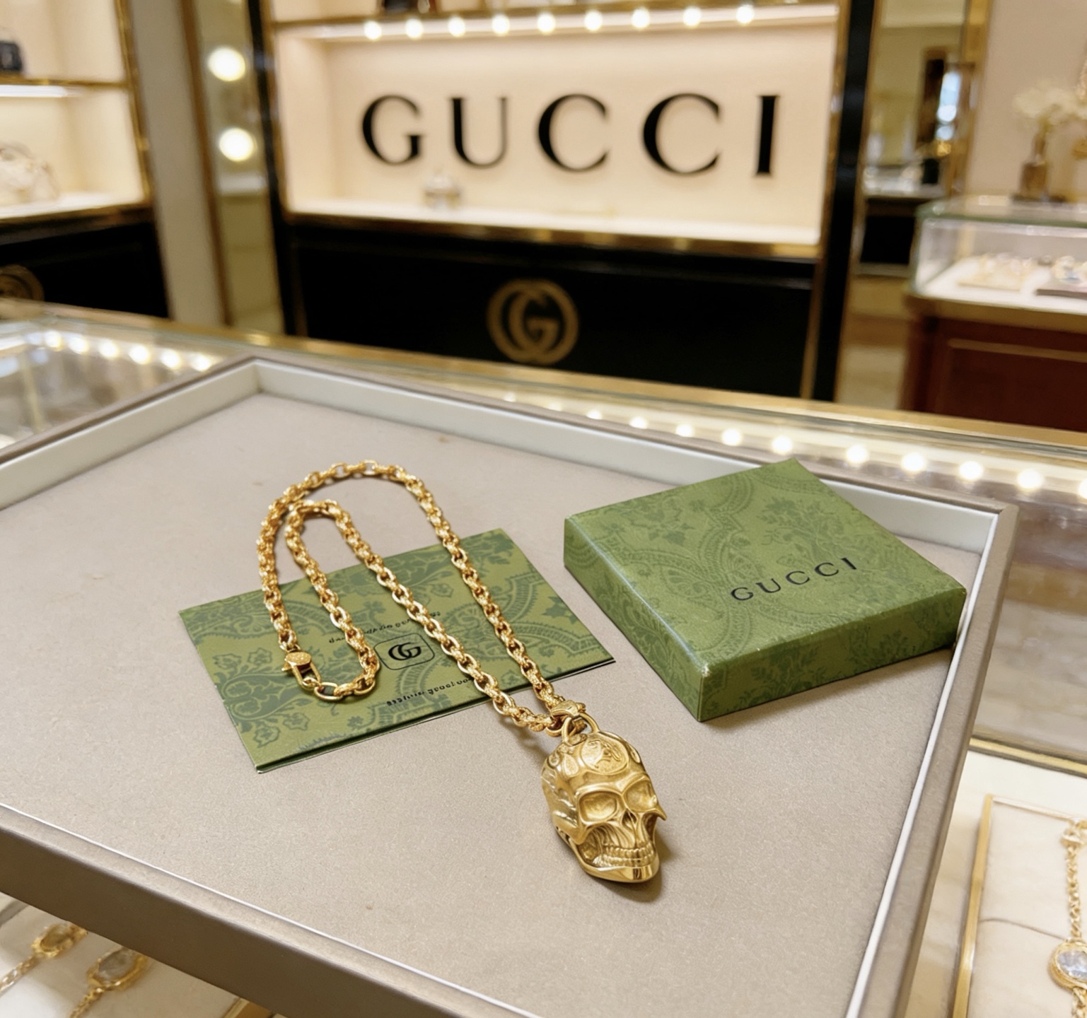 Gucci 不爆不发 抖音带货 首选 𝐆𝐮𝐜𝐜𝐢古驰项链最新款链条档次更高 Anger Forest系列双g古驰新品艺术风格 项链
