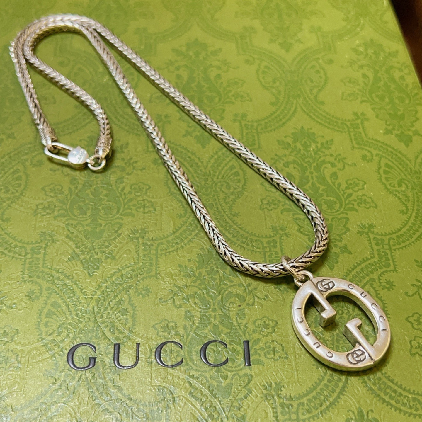 Gucci 不爆不发 抖音带货 首选 𝐆𝐮𝐜𝐜𝐢古驰项链最新款链条档次更高 Anger Forest系列双g设计理念 图案项链