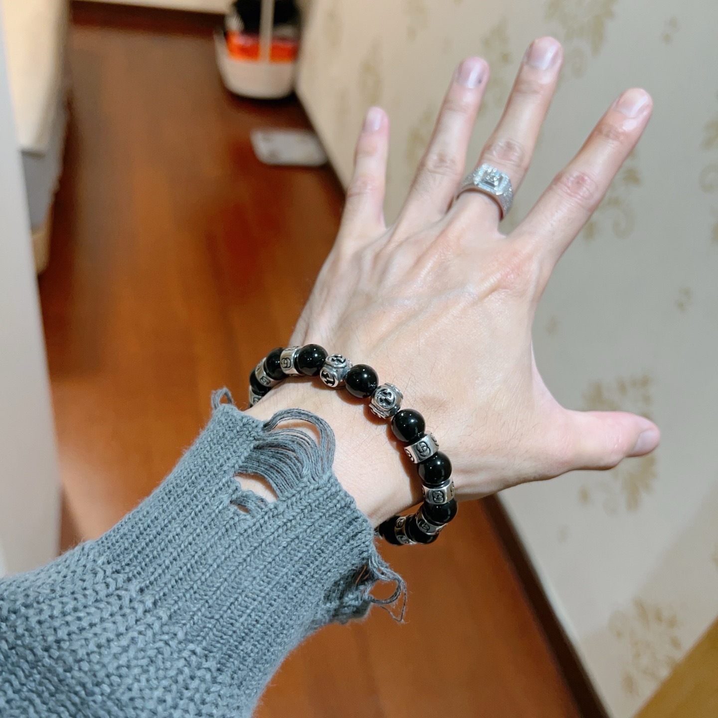 Gucci 𝐆𝐮𝐜𝐜𝐢古驰手链 奢华手串 最新款全件黑玛瑙串珠手链档次更高 Anger Forest系列双g 古驰手链