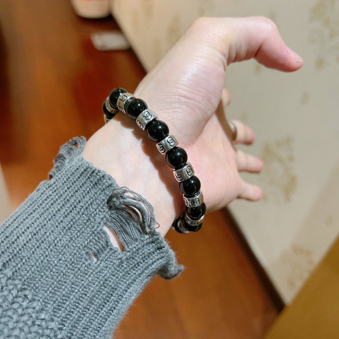 Gucci 𝐆𝐮𝐜𝐜𝐢古驰手链 奢华手串 最新款全件黑玛瑙串珠手链档次更高 Anger Forest系列双g 古驰手链