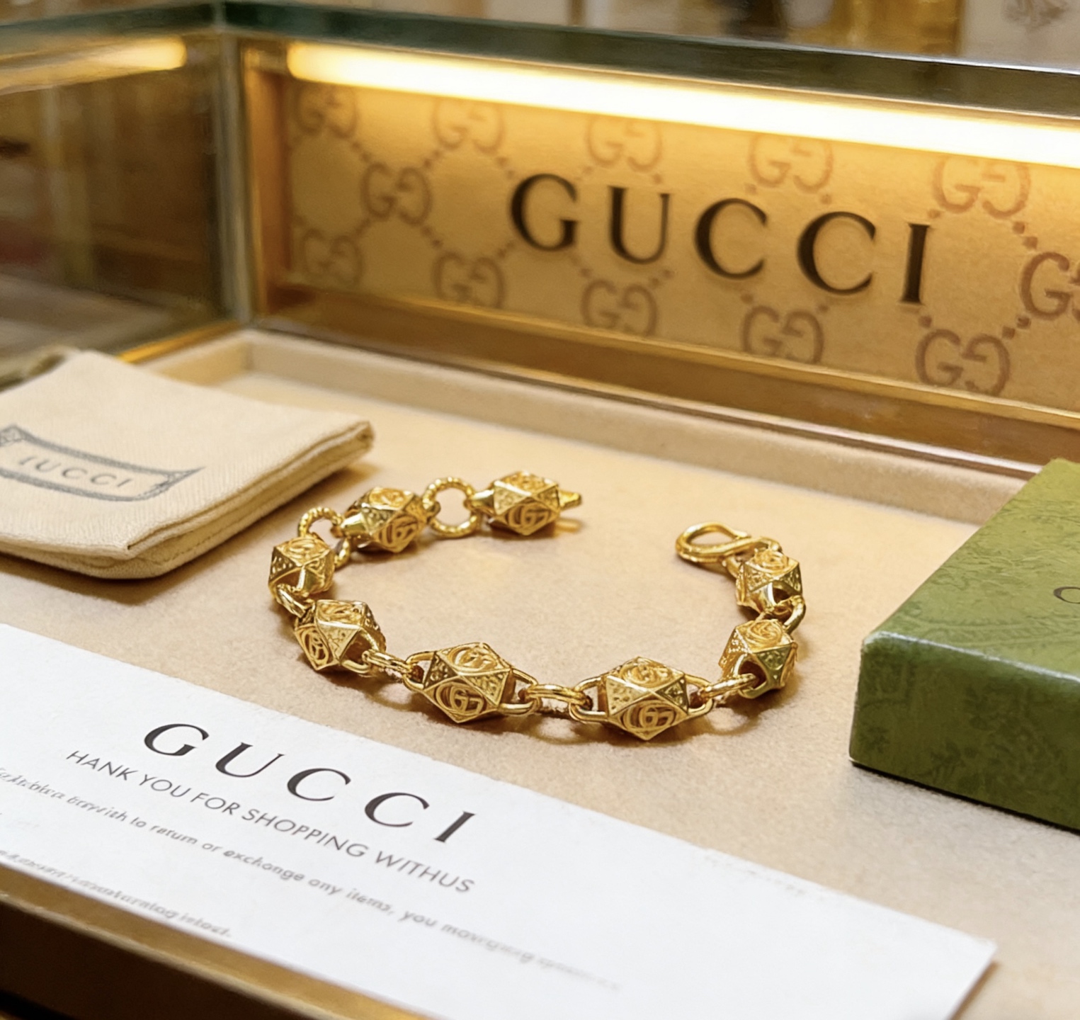 Gucci 2026最新出炉土豪版手链 认准细节链身闪沙效果