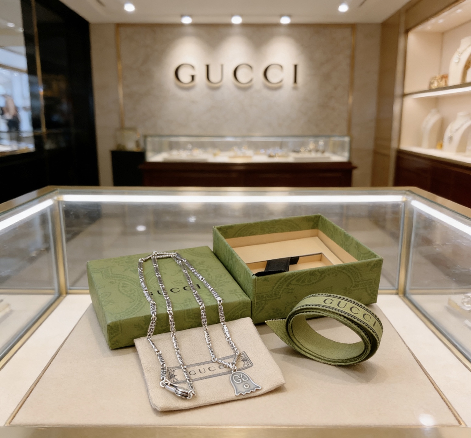 Gucci 𝐆𝐮𝐜𝐜𝐢古驰项链最新款链条档次更高 Anger Forest系列双G吊坠古驰项链