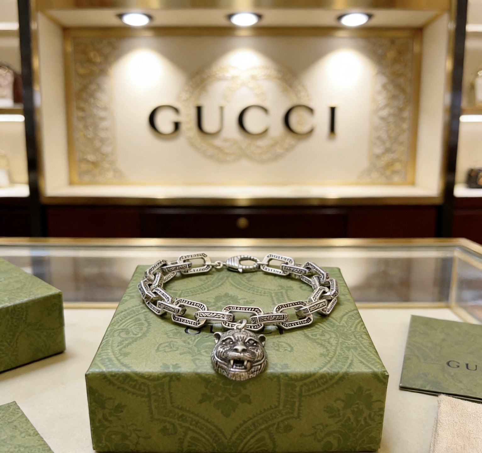 Gucci 最新出炉 Gucci古驰手链最新款的