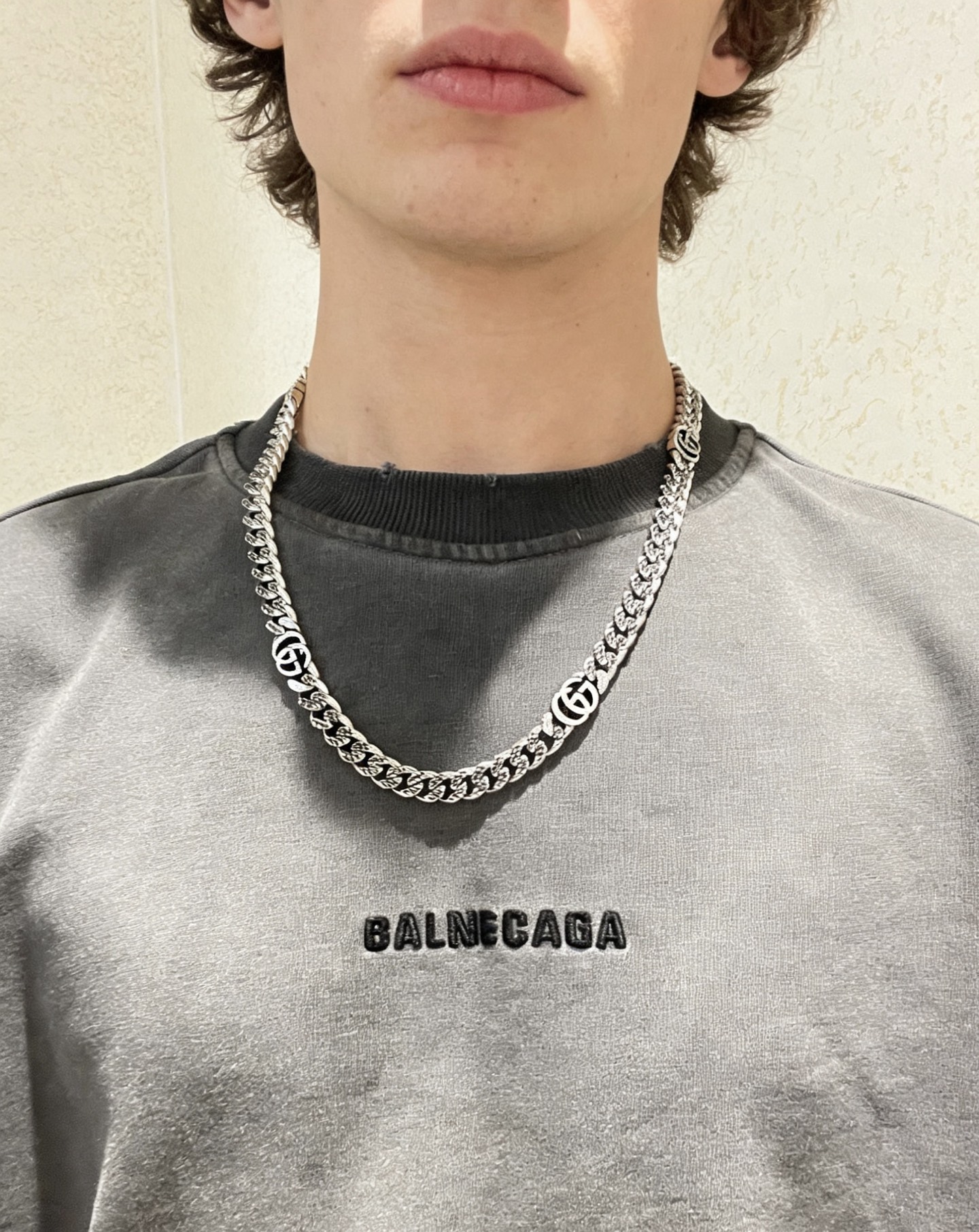 Gucci 古驰套装新品发布 不爆不发 抖音带货 首选 𝐆𝐮𝐜𝐜𝐢古驰项链最新款链条档次更高 Anger Forest系列双g古驰新品艺术风格 项链