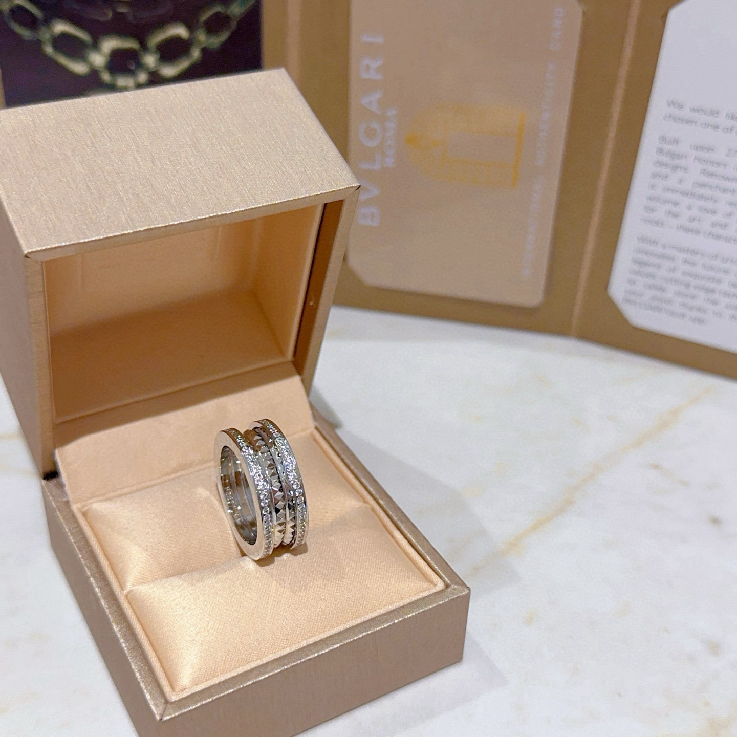 Bvlgari 宝格丽项链V金材质 BVLGARI宝格丽 DIVAS‘ DREAM 系列 品相完美
