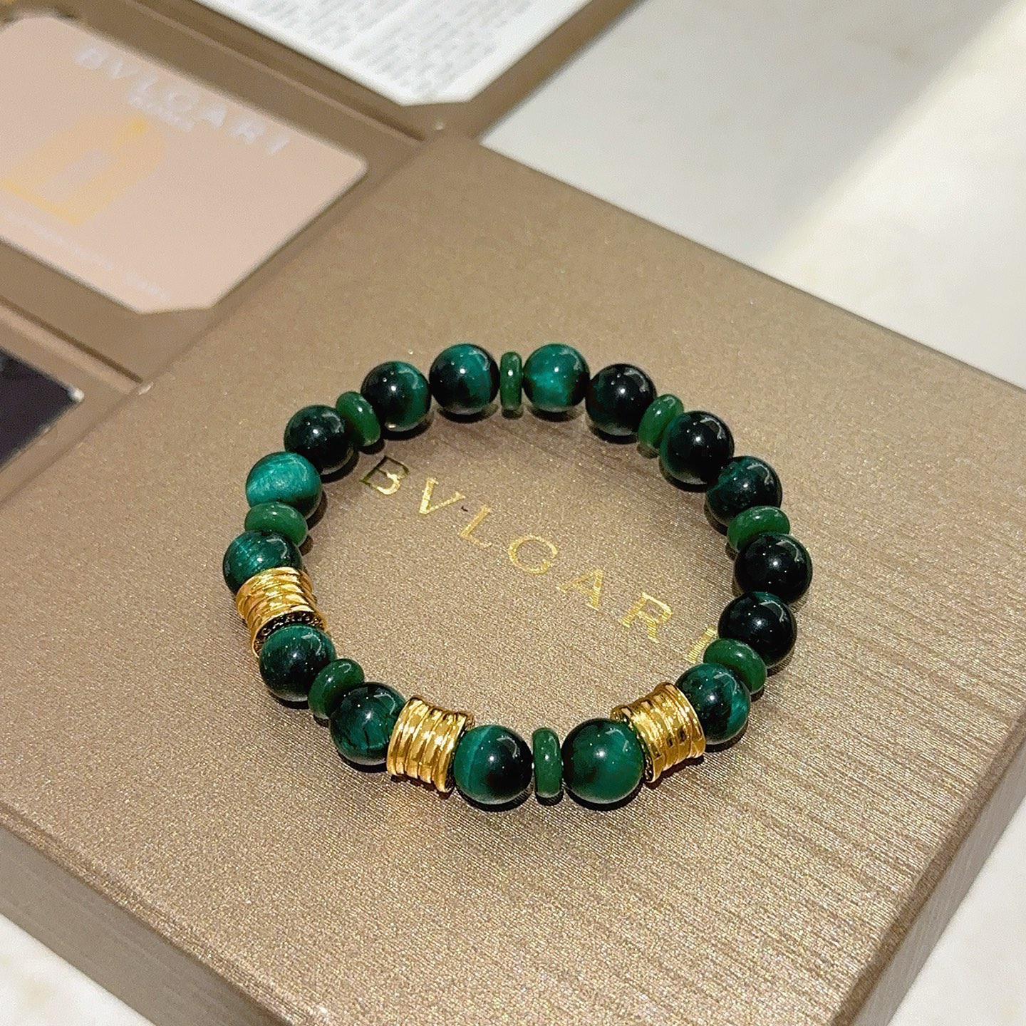 Bvlgari 宝格丽手链V金材质 BVLGARI宝格丽 DIVAS‘ DREAM 系列 天然虎眼石手链品相完美