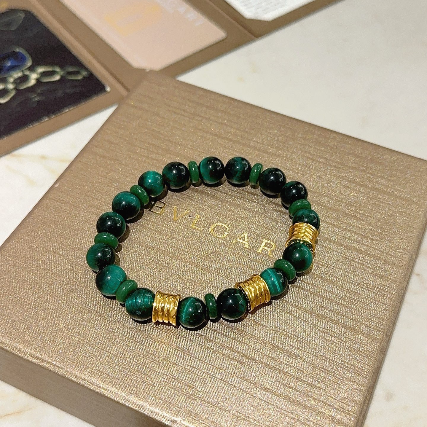 Bvlgari 宝格丽手链V金材质 BVLGARI宝格丽 DIVAS‘ DREAM 系列 天然虎眼石手链品相完美