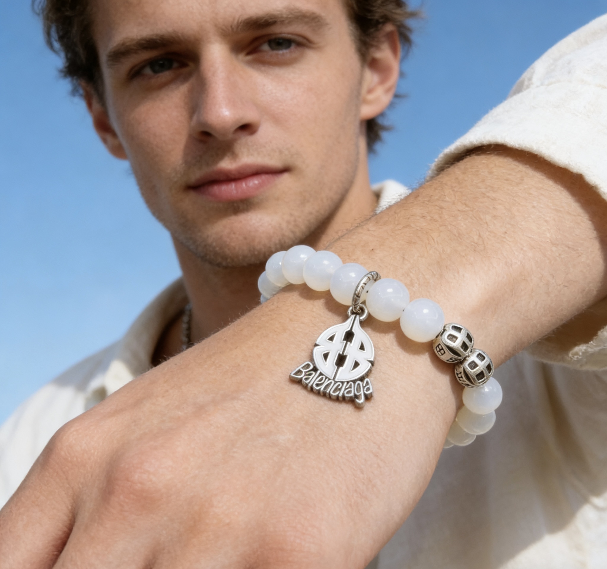 NO:763401,Batch Counter Seiko version of natural white agate stone Balenciaga bracelet Thai silver style Balenciaga bracelet Star same style for men and women Retro style Original replica Handmade ~ Genuine open mold trendy fashion must-have Can be worn by both men and women Same style for couples Rock punk Thai silver style Retro elements Trendy and versatile I like it very much when placing an order. Please note that the wrist circumference is 16cm~25cm. Boutique jewelry, balenciaga, bracelet19860909批 专柜精工版本天然白玛瑙石巴黎世家手链 泰银风格巴黎世家手链 明星同款男女款 复古做旧风 原版复刻 纯手工打造 ～正品开模潮流时尚必备 男女均可佩戴 情侣款同款 摇滚朋克泰银风格 复古元素 潮流百搭 超级喜欢下单备注手腕周长16cm~25cm,饰品精品,balenciaga,bracelet,Jewelry