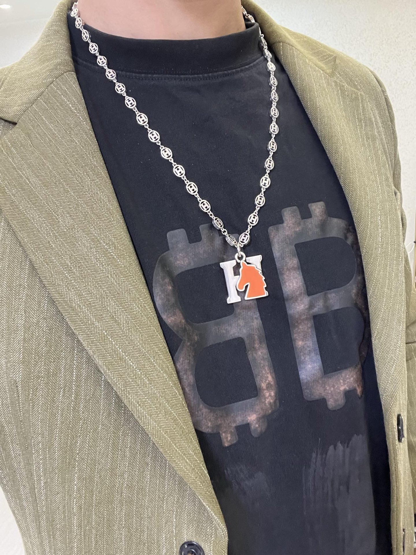 Hermès 爱马仕项链 猪鼻子项链系列首饰 进口定制.高端链条 搭配 新品 简单 火 设计独特 前卫 男女 款