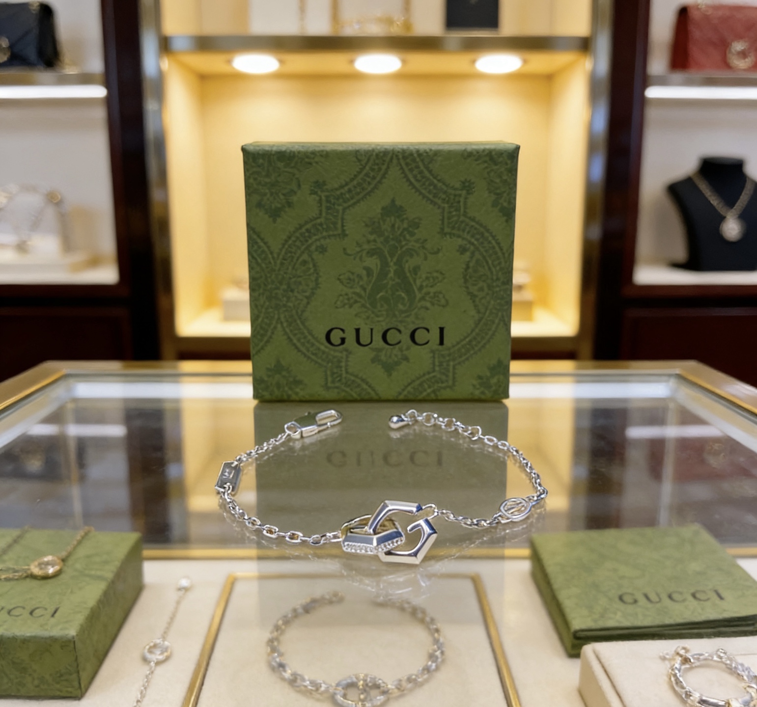 Gucci 最新出炉 Gucci古驰手链最新款的