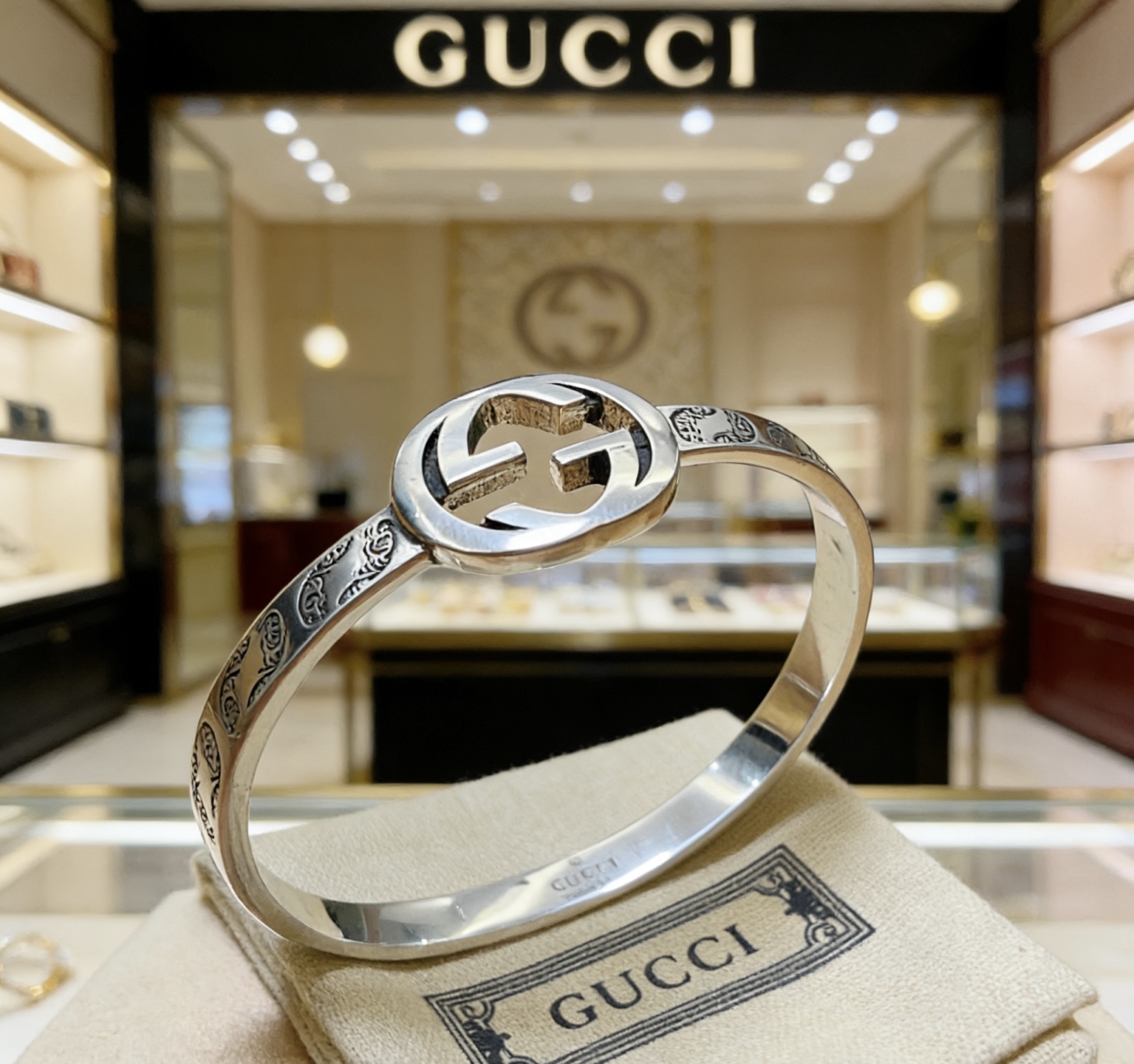 Gucci 𝐆𝐮𝐜𝐜𝐢古驰手镯手环纯手工打造最新款手镯档次更高 Anger Forest系列双G 款系列不退色古驰手环