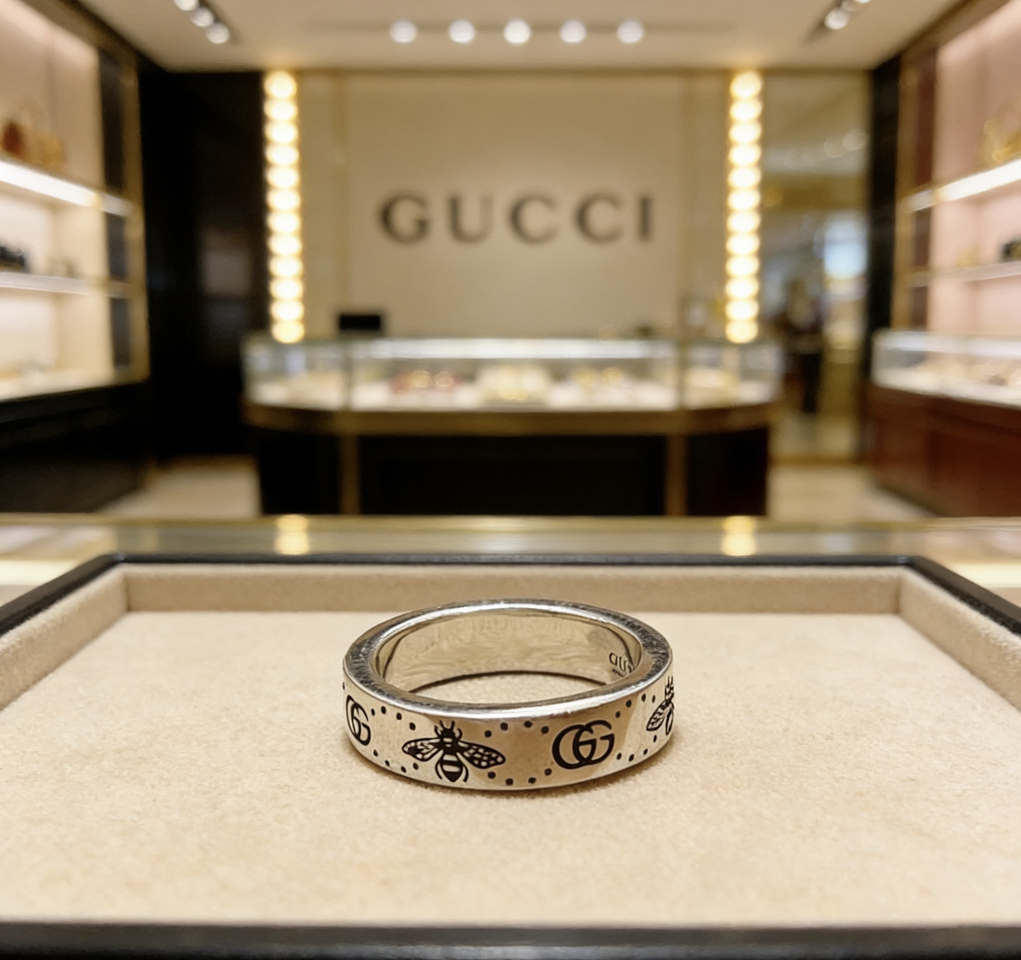 Gucci 2026最新款蜜蜂𝐆𝐮𝐜𝐜𝐢古驰戒指最新款款式档次更高 Anger Forest系列双G纯手工制作工艺 古驰戒指