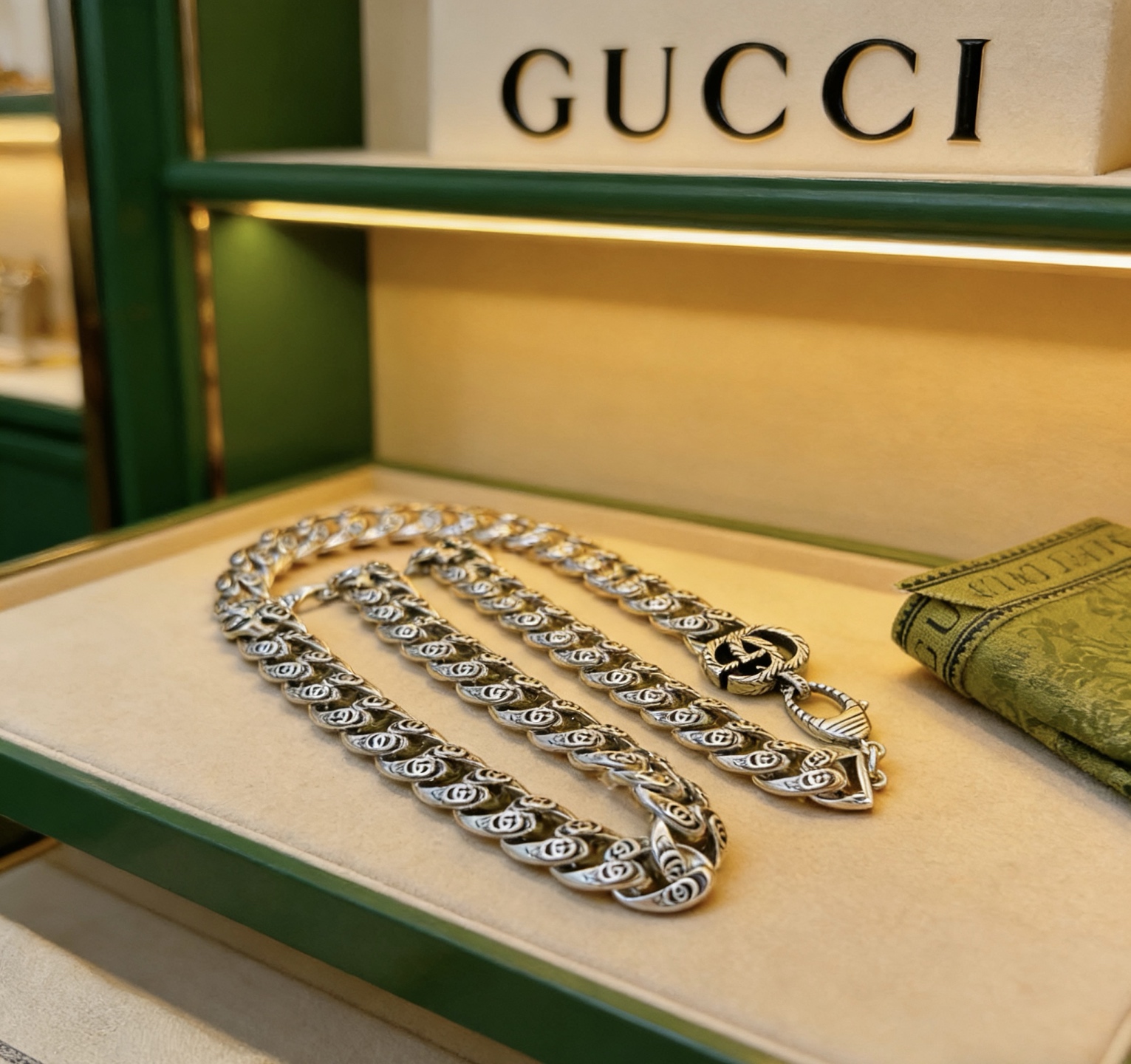 Gucci 奢华款𝐆𝐮𝐜𝐜𝐢古驰项链最新款链条档次更高