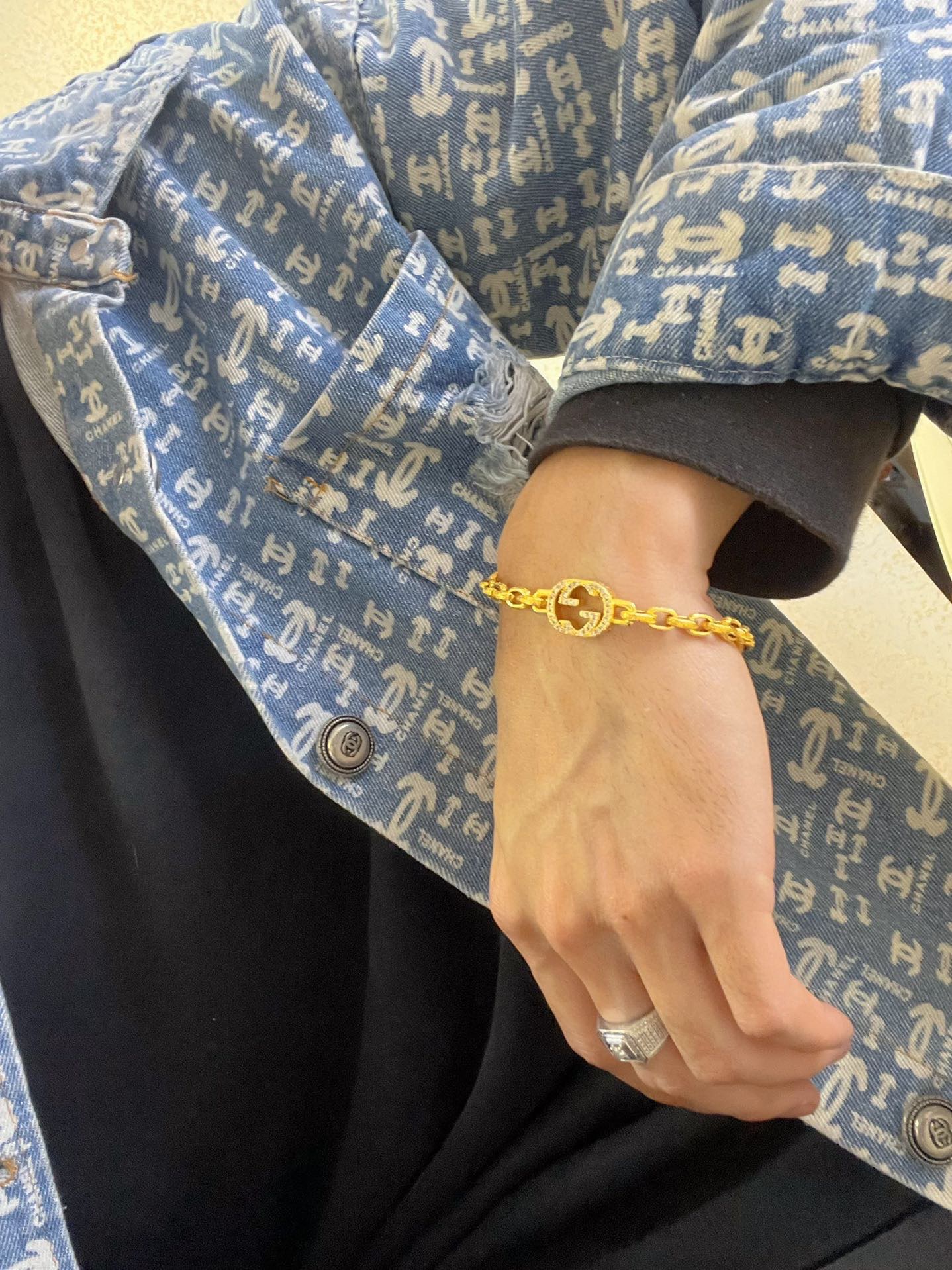 Gucci 太帅啦 最新出炉黄金土豪版手链