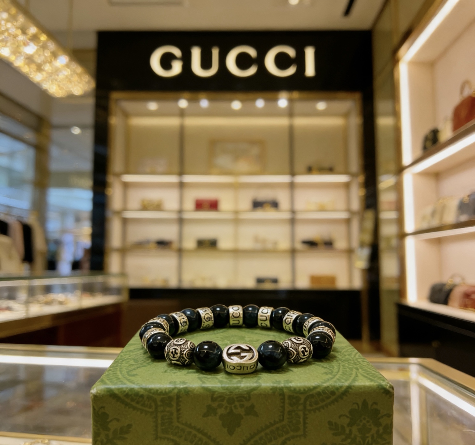 Gucci 新品发布𝐆𝐮𝐜𝐜𝐢古驰手链 最新款蓝虎眼石手链档次更高 Anger Forest系列双g手链