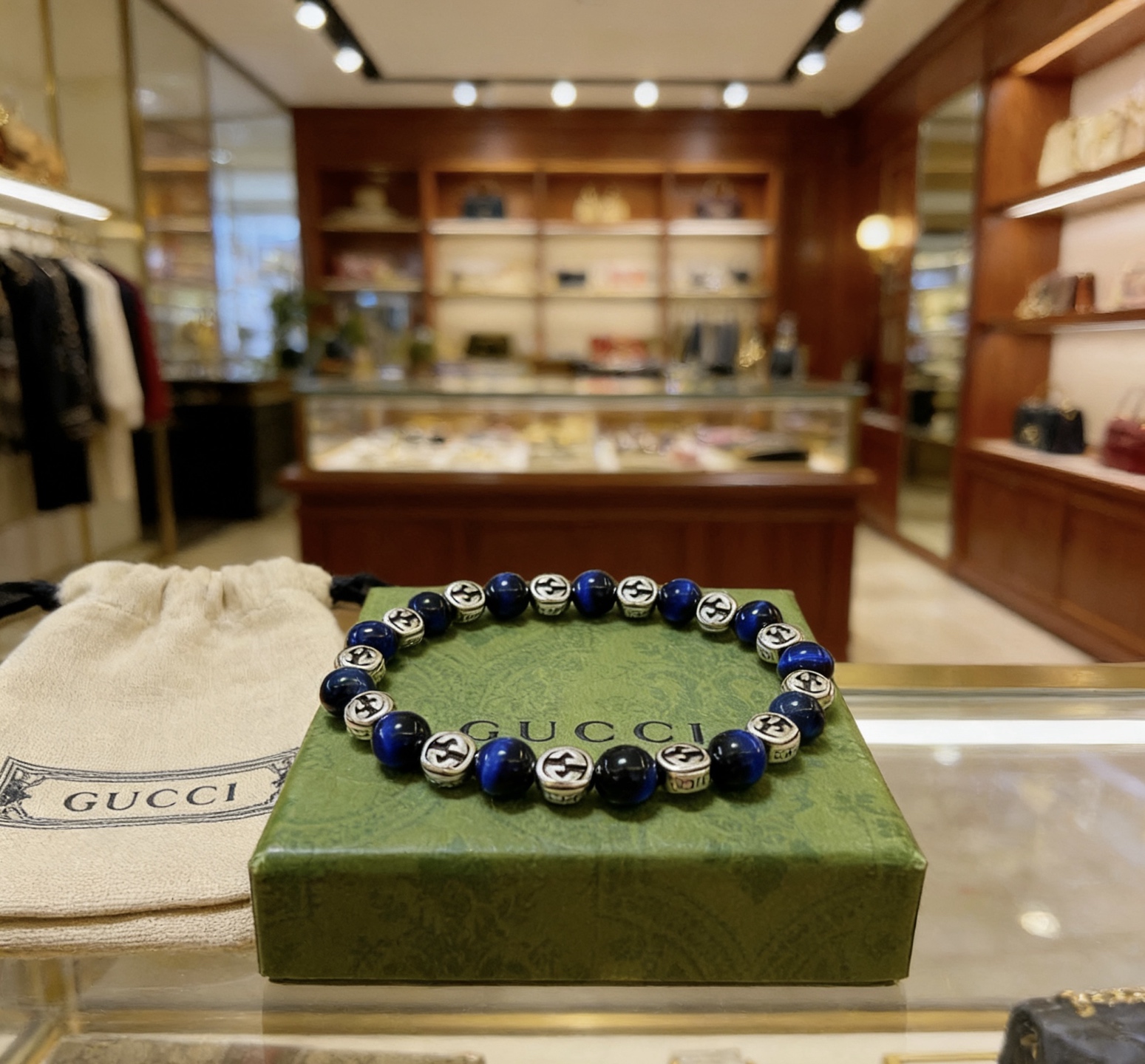 Gucci 新品发布𝐆𝐮𝐜𝐜𝐢古驰手链 最新款蓝虎眼石手链档次更高 Anger Forest系列双g手链