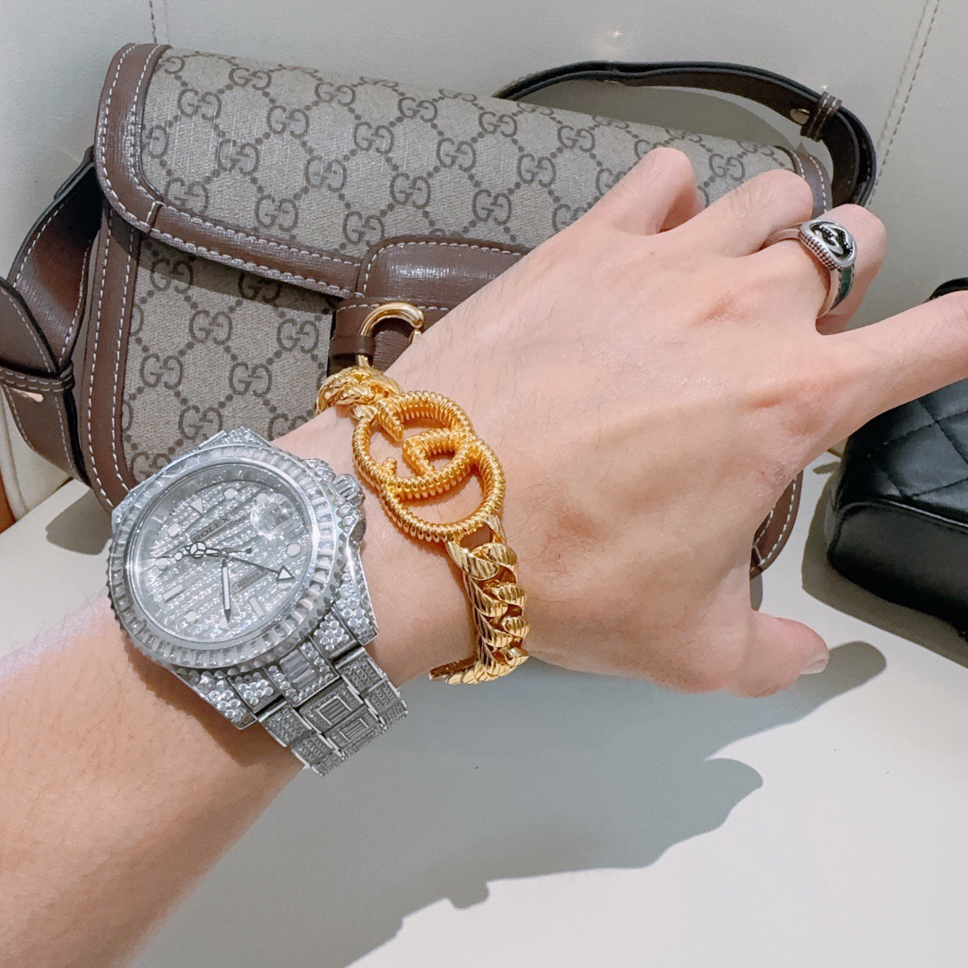 Gucci 古驰推荐款2026最新出炉 Gucci古驰手链最新款的