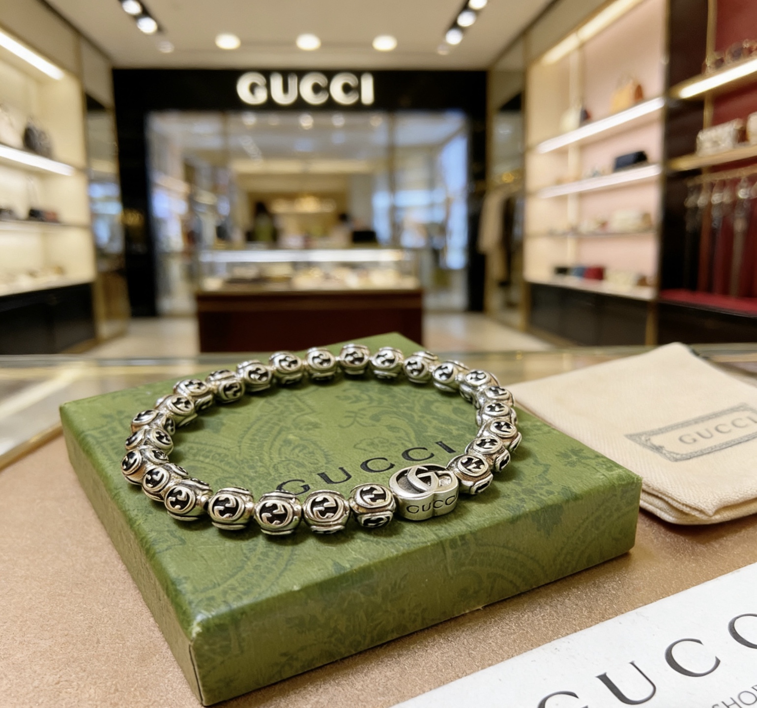 Gucci 𝐆𝐮𝐜𝐜𝐢古驰手链 最新款手链档次更高 Anger Forest系列双g手链
