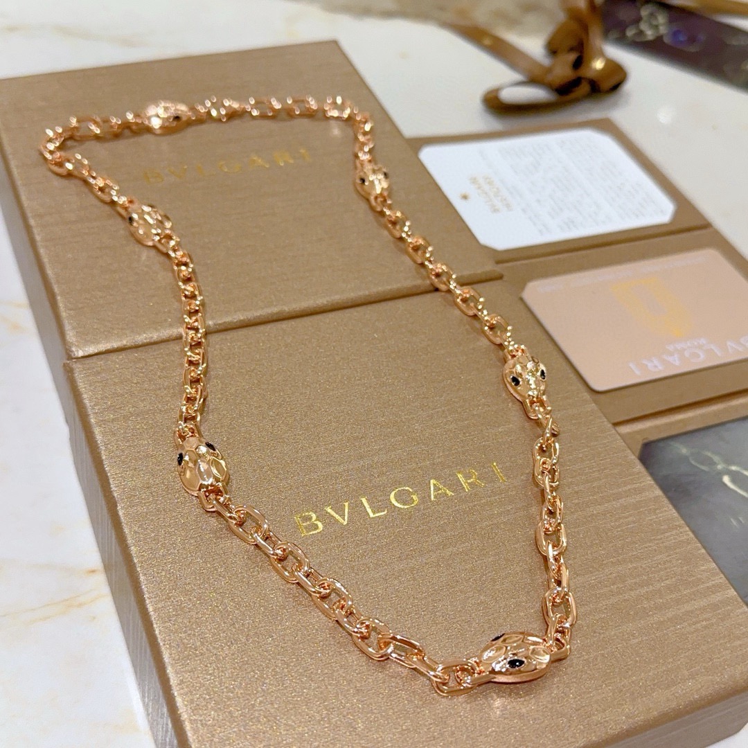 Bvlgari 宝格丽项链V金材质 BVLGARI宝格丽 DIVAS‘ DREAM 蛇头系列 品相完美