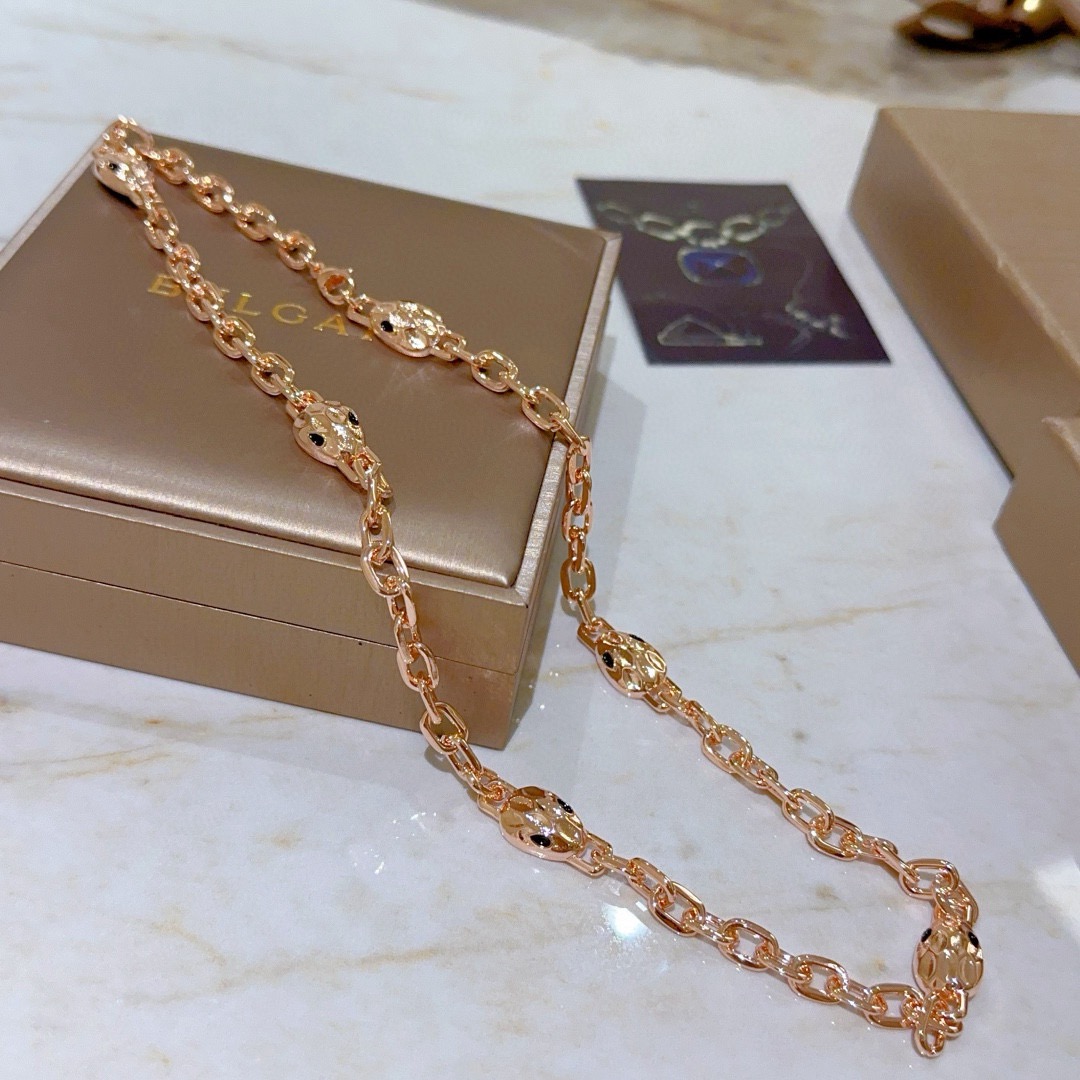 Bvlgari 宝格丽项链V金材质 BVLGARI宝格丽 DIVAS‘ DREAM 蛇头系列 品相完美