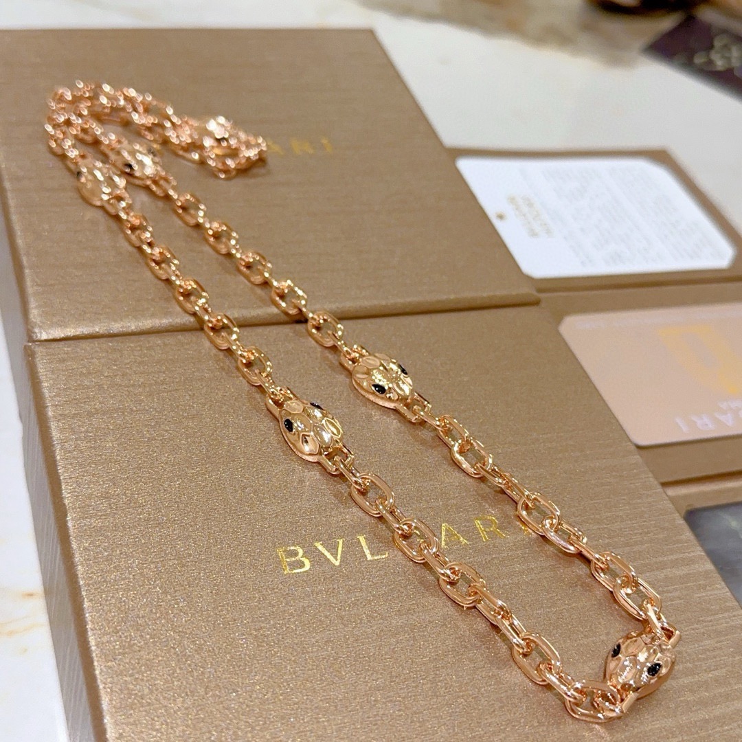 Bvlgari 宝格丽项链V金材质 BVLGARI宝格丽 DIVAS‘ DREAM 蛇头系列 品相完美