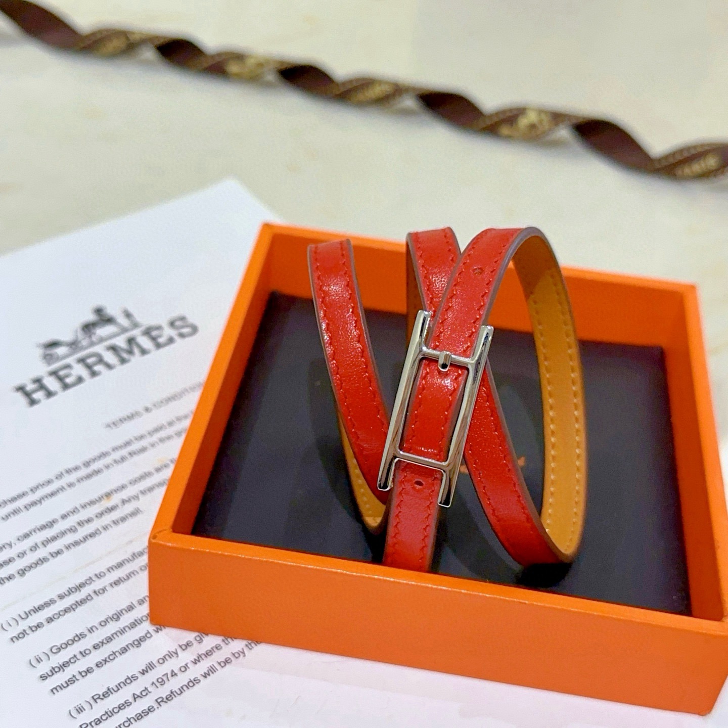 Hermès 新品发售 爱马仕手绳皮绳手链最新款纯手工牛皮材质钢印logo档次更高 Anger Forest系列爱马仕手链 款系列18k金手链手绳
