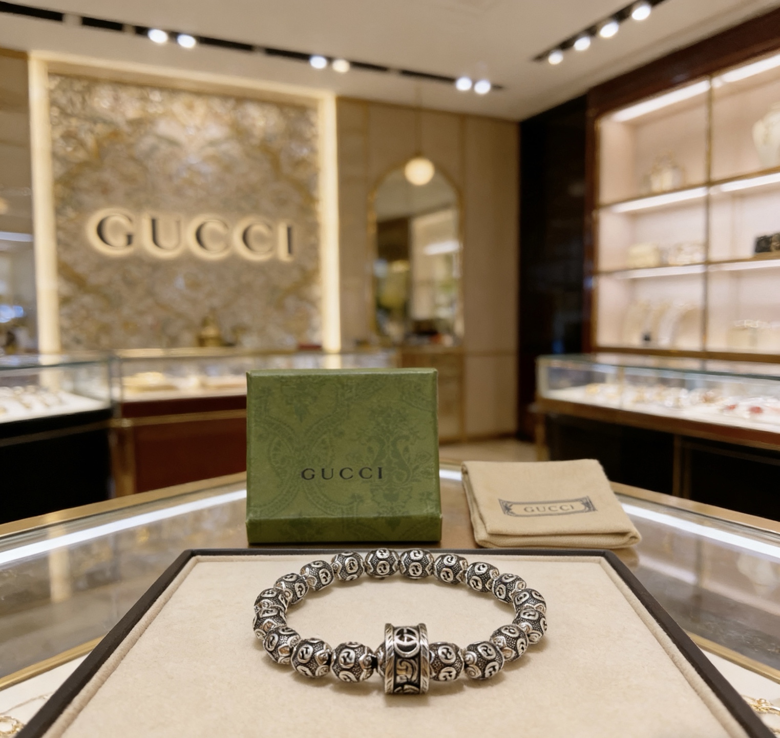 Gucci 新品发布会 古驰手链 精工版本古银配件古驰手链