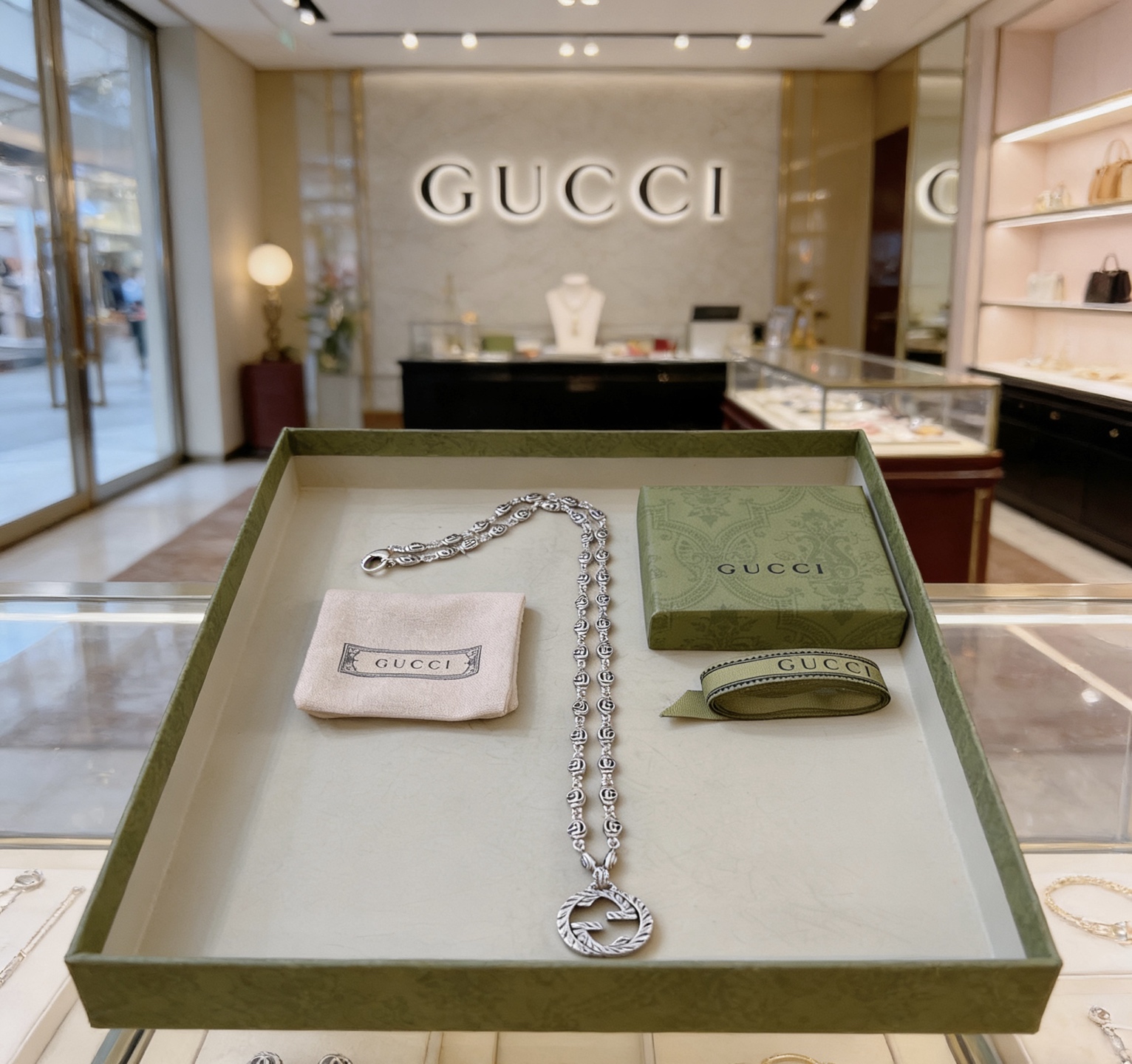 Gucci 𝐆𝐮𝐜𝐜𝐢古驰项链最新款链条档次更高 Anger Forest系列双G戒指环古驰项链