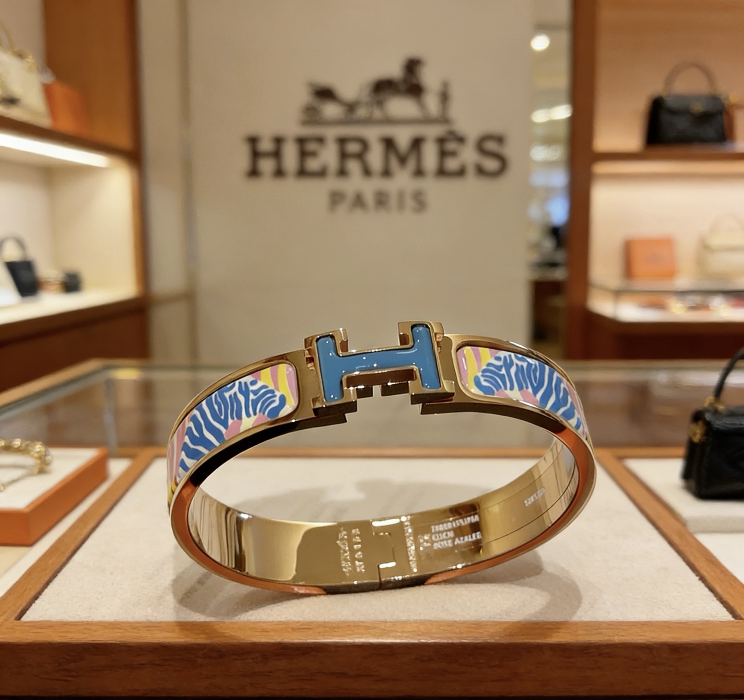 Hermès Hermes 爱马仕手镯 v金