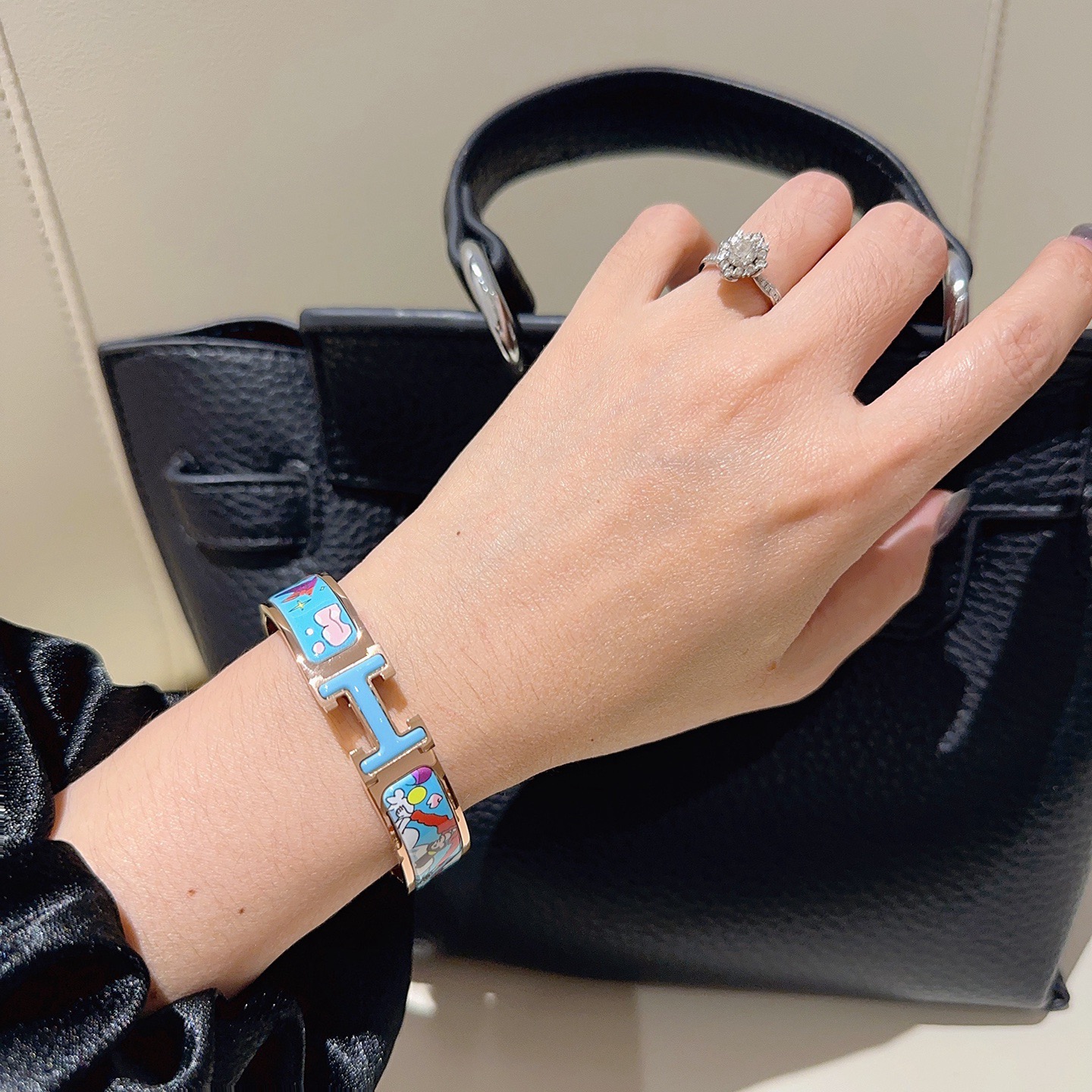Hermès Hermes 爱马仕手镯 v金